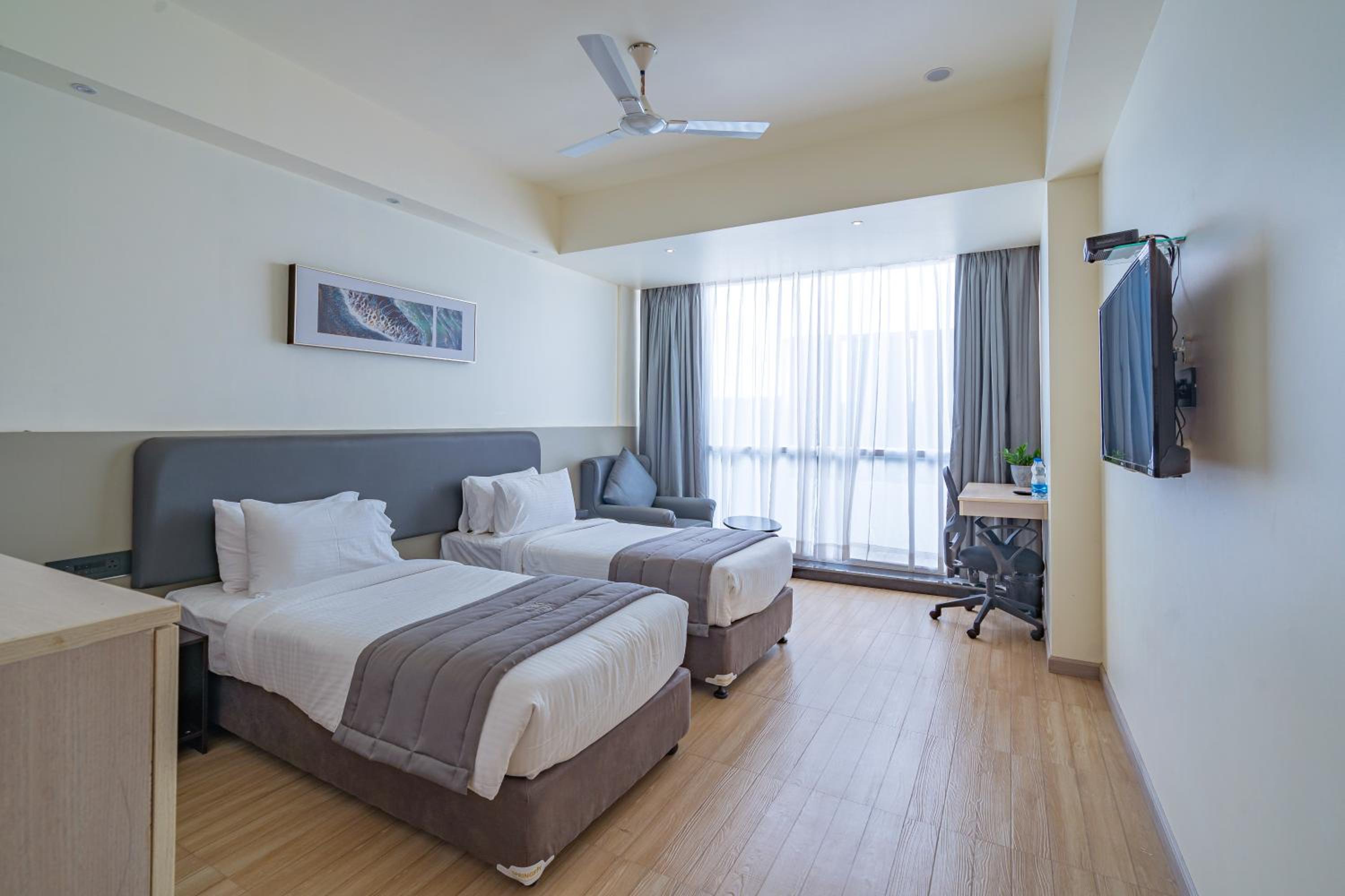 Superior Twin Room - Photo 6
