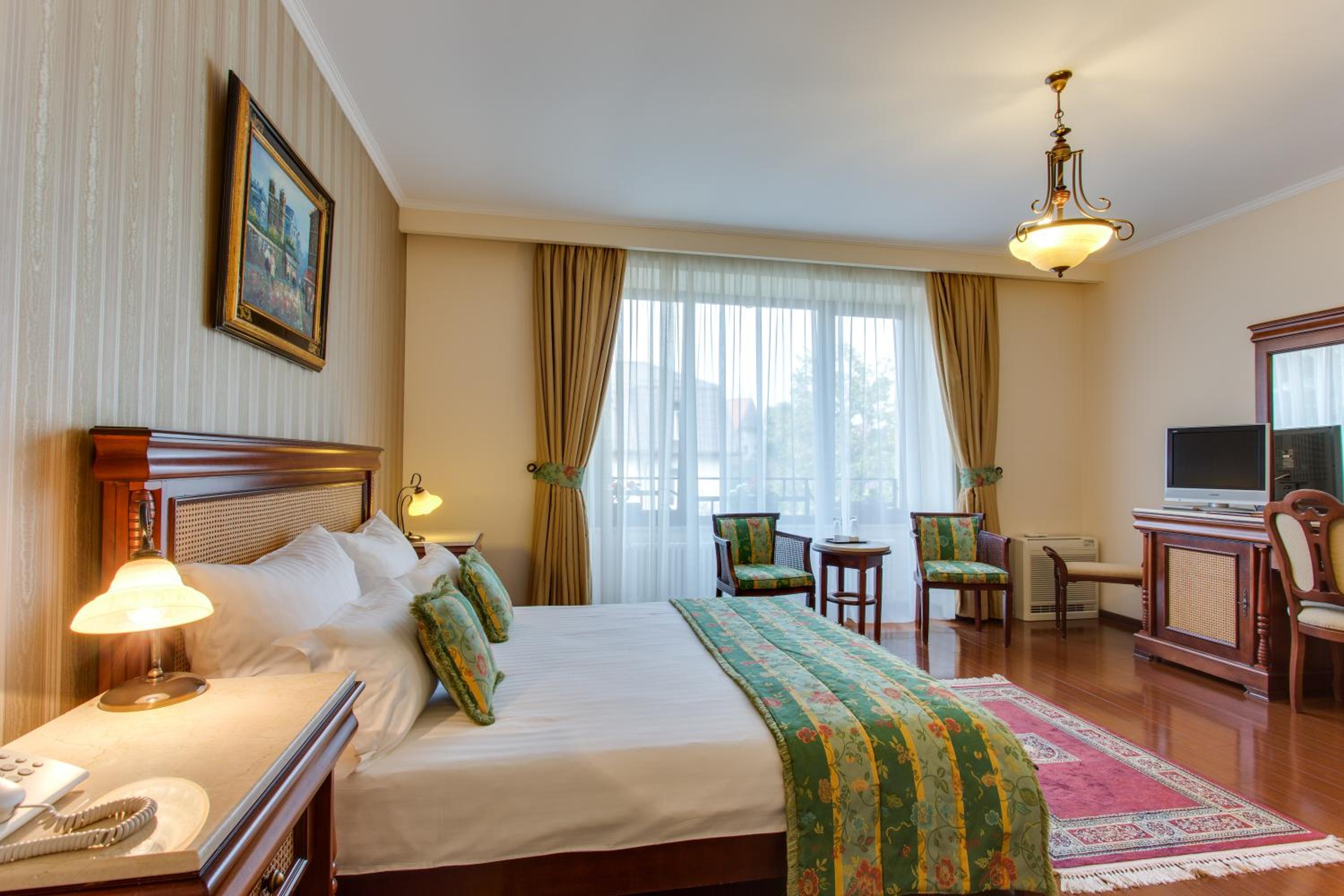 Double Room - Photo 19
