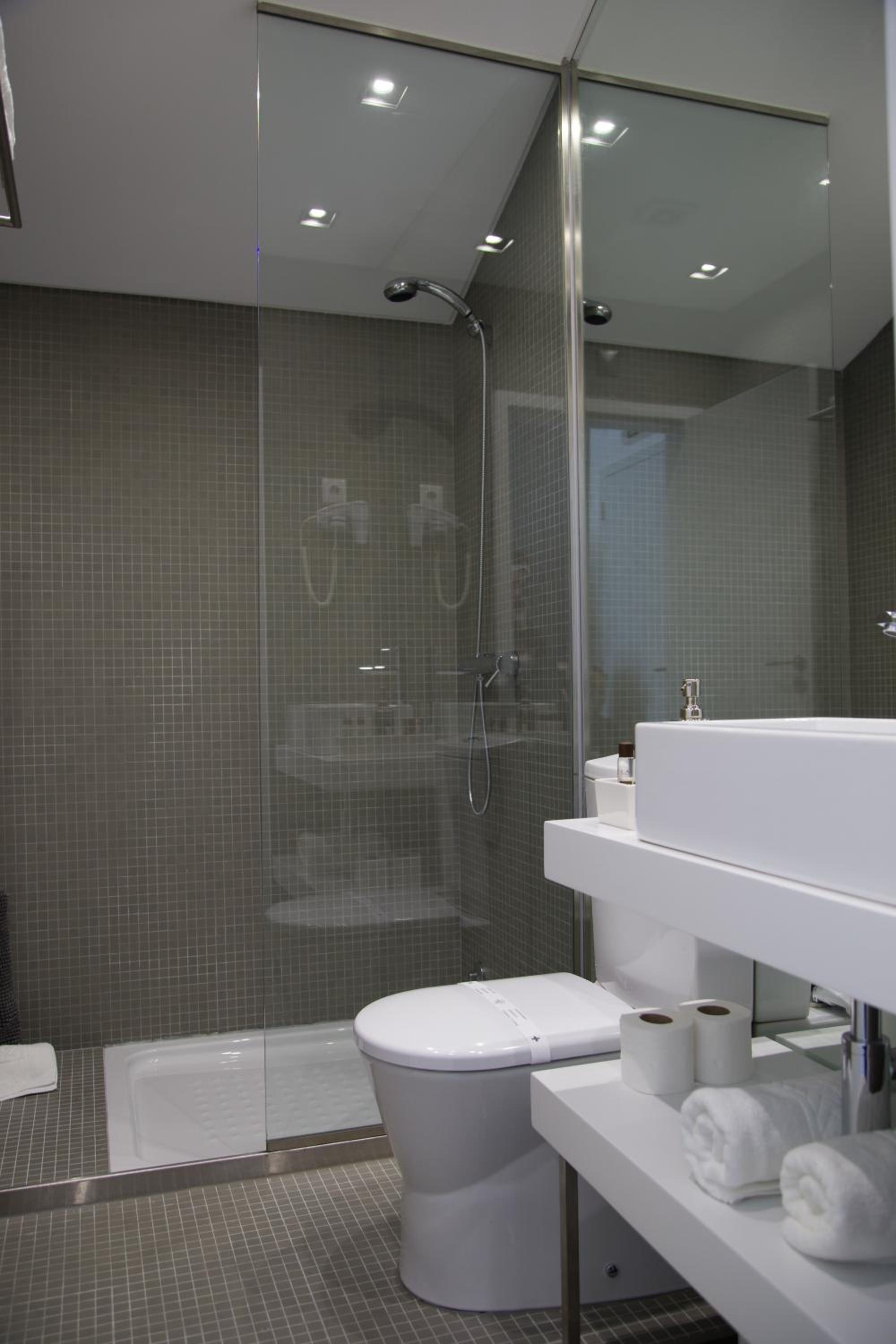 Deluxe Suite - Photo 3