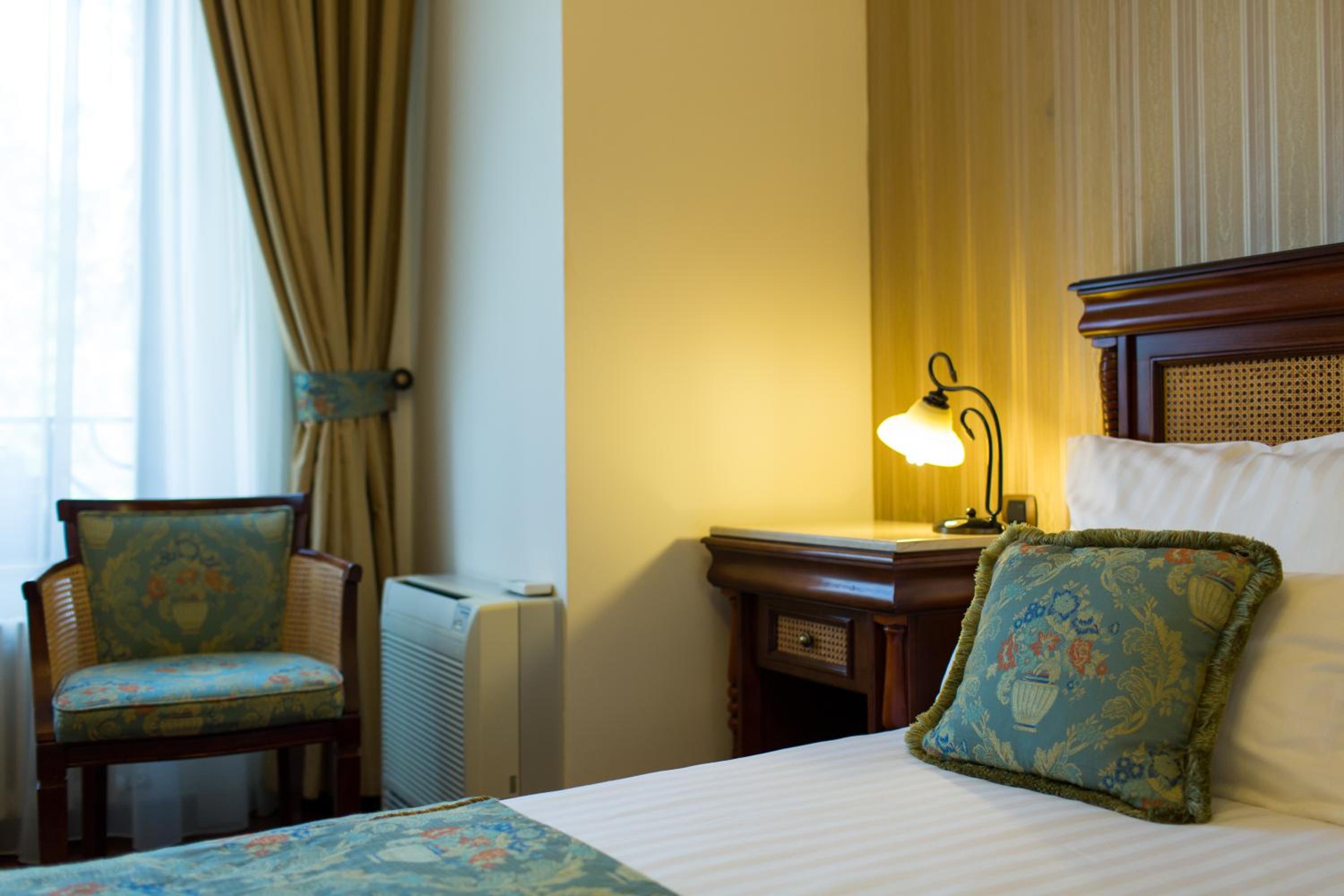 Double Room - Photo 16