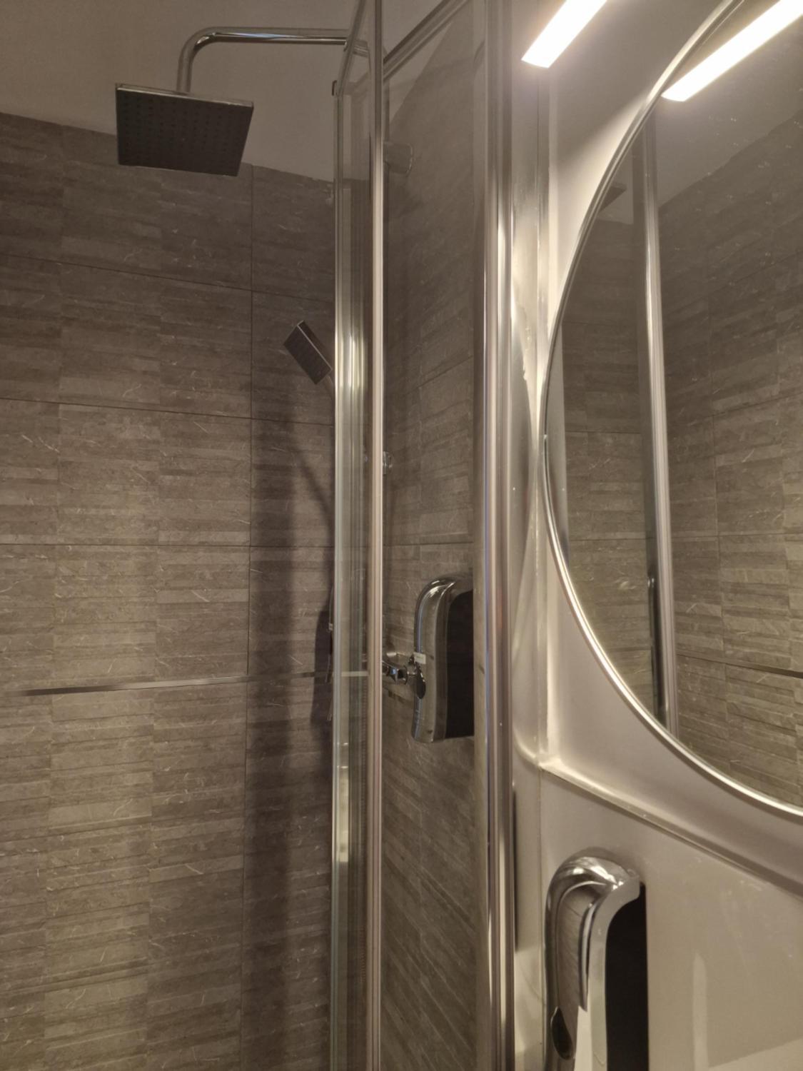 Double Exterior Room photo 3
