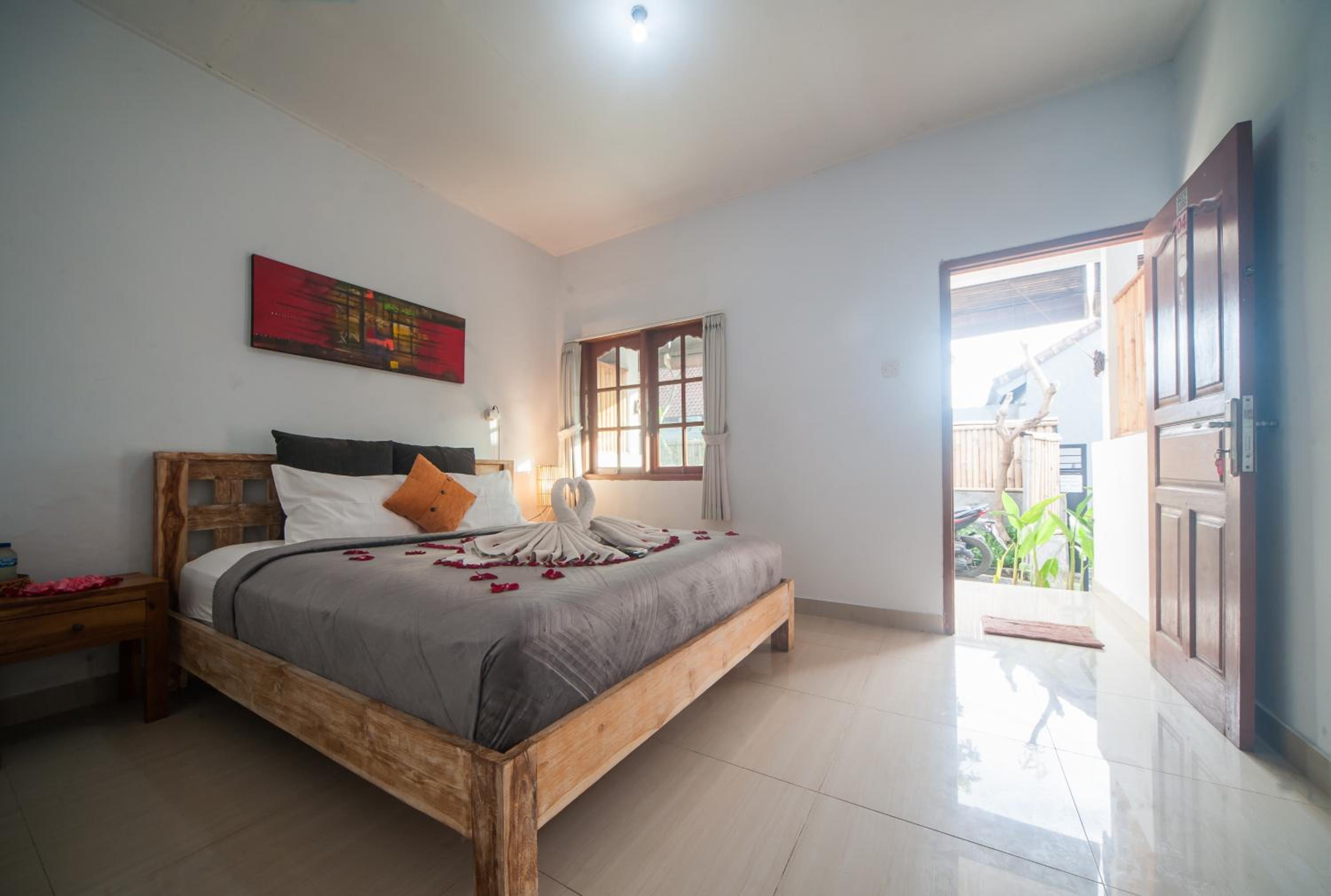 King Room with Garden View - Photo 7