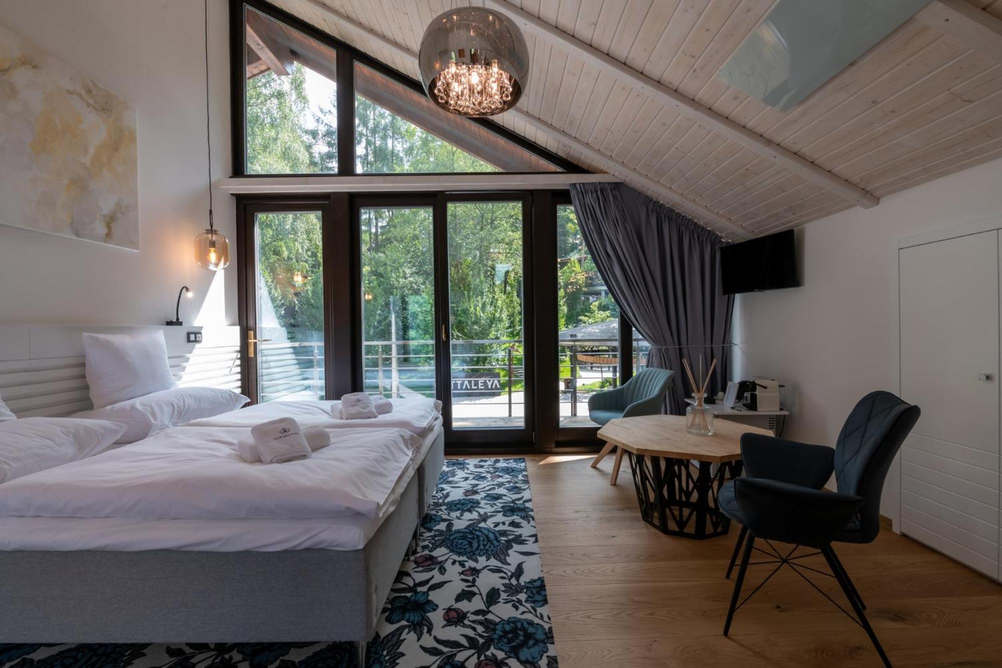 Double Room with Balcony photo 1