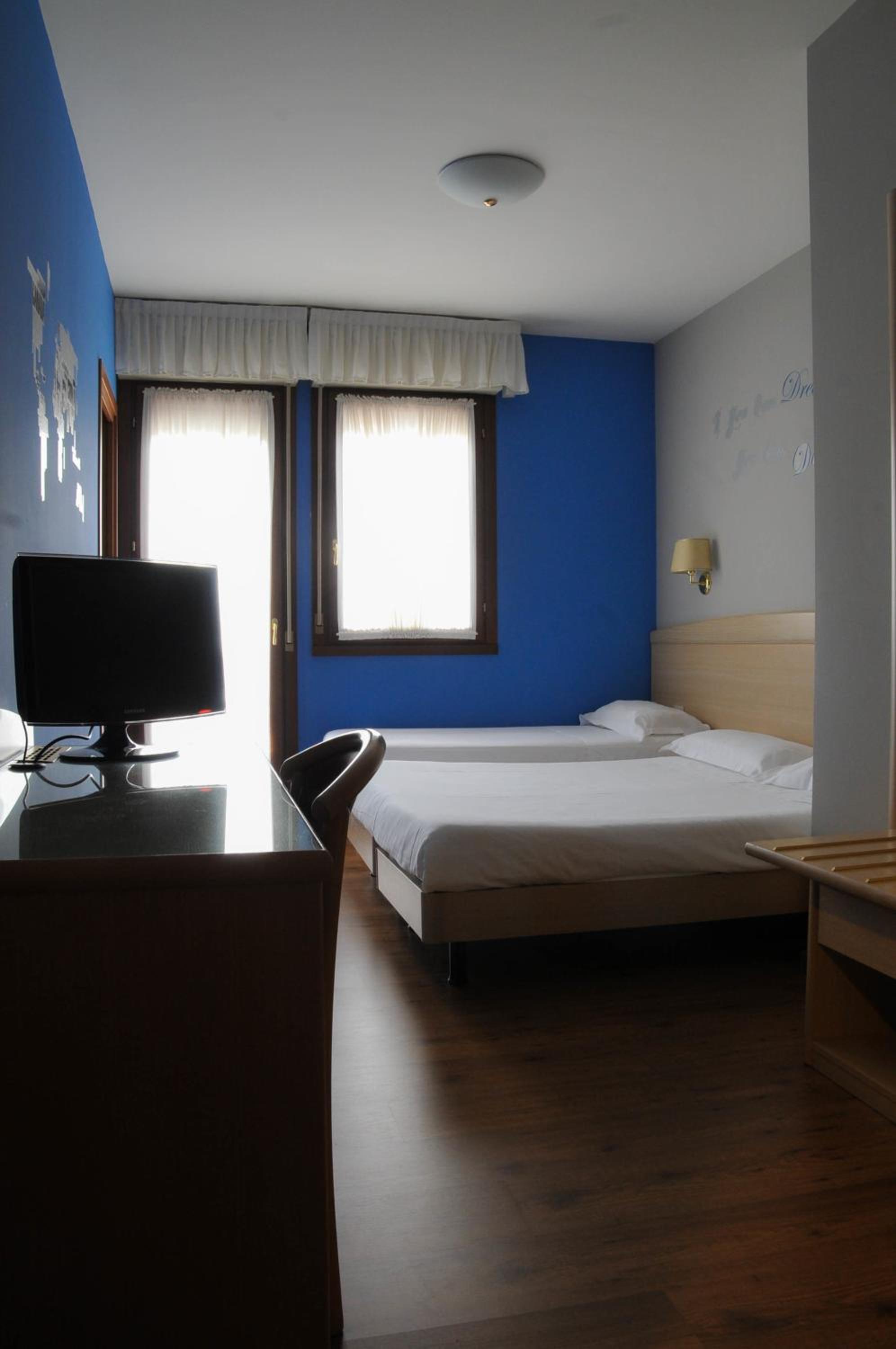 Triple Room photo 1