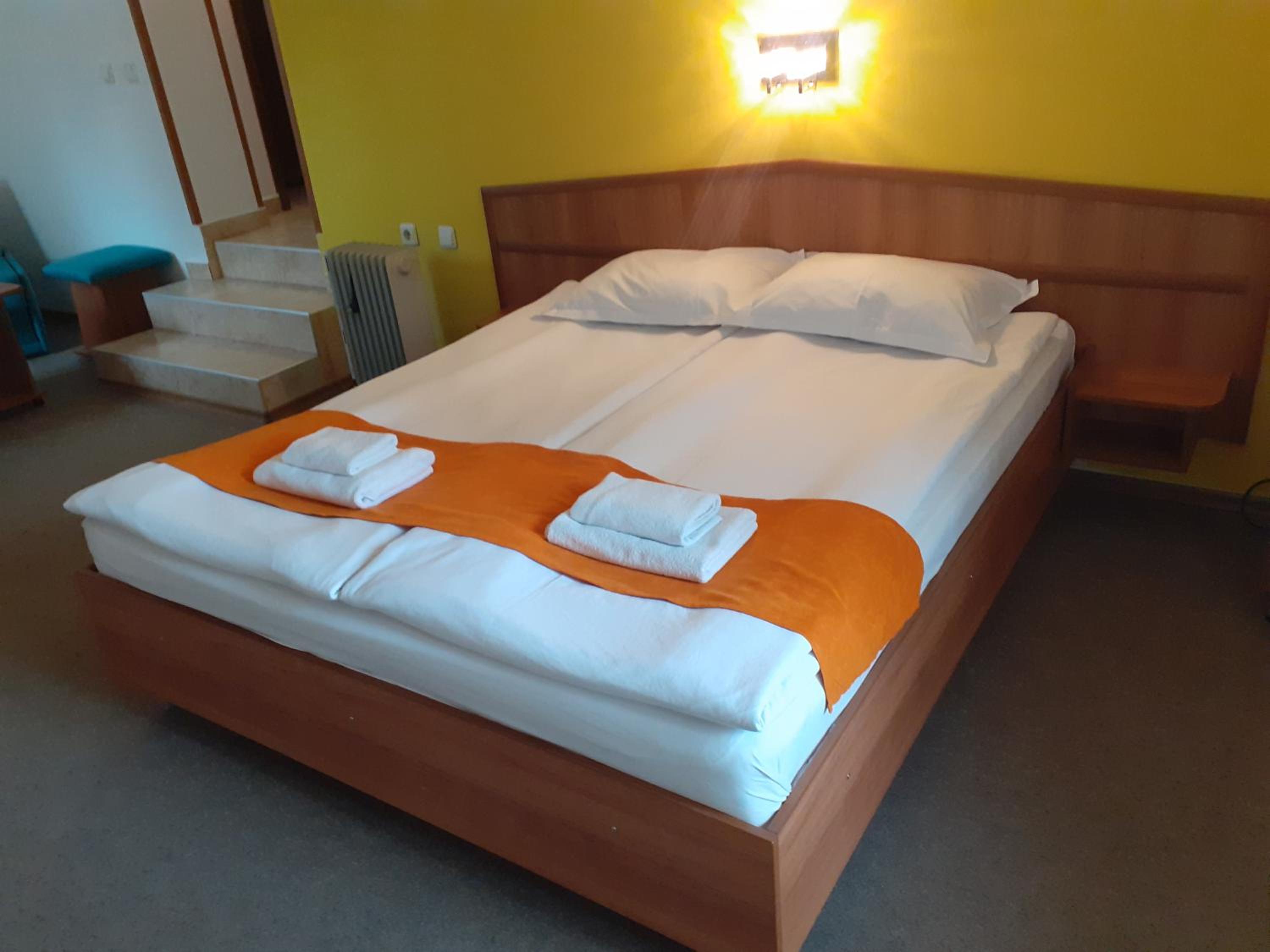Double or Twin Room photo 2