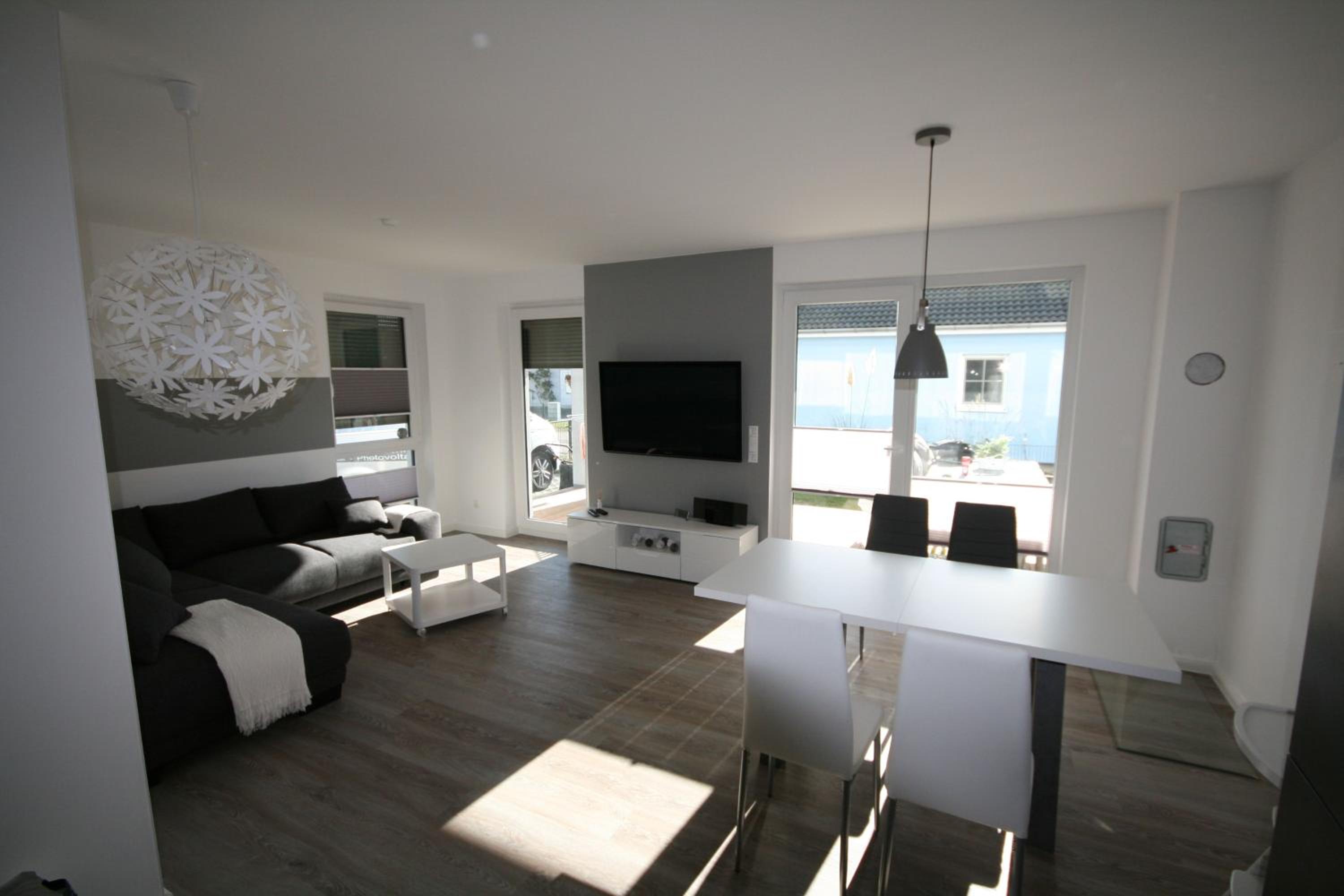 Two-Bedroom Apartment with Terrace photo 1