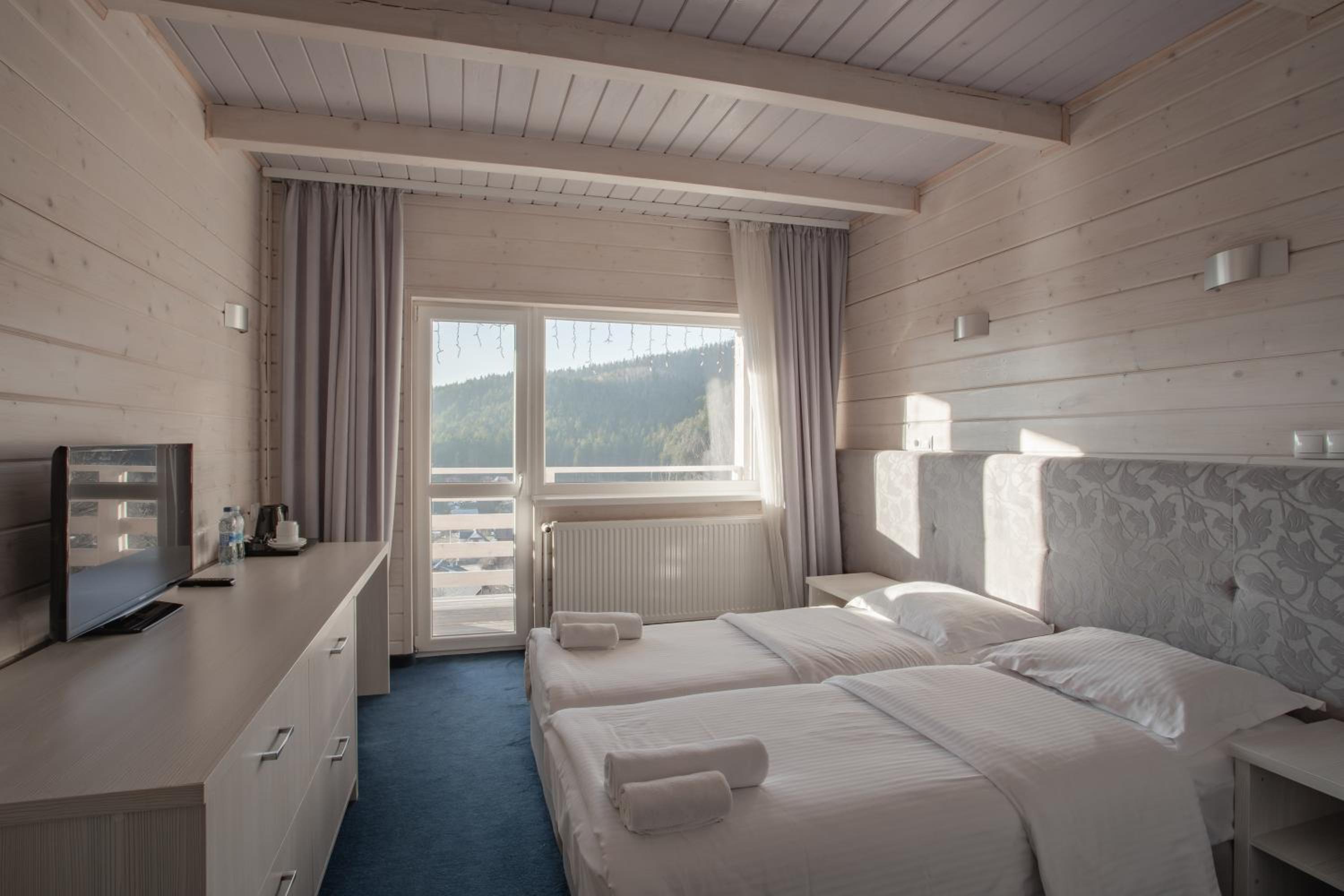 Comfort Twin Room with Balcony photo 2