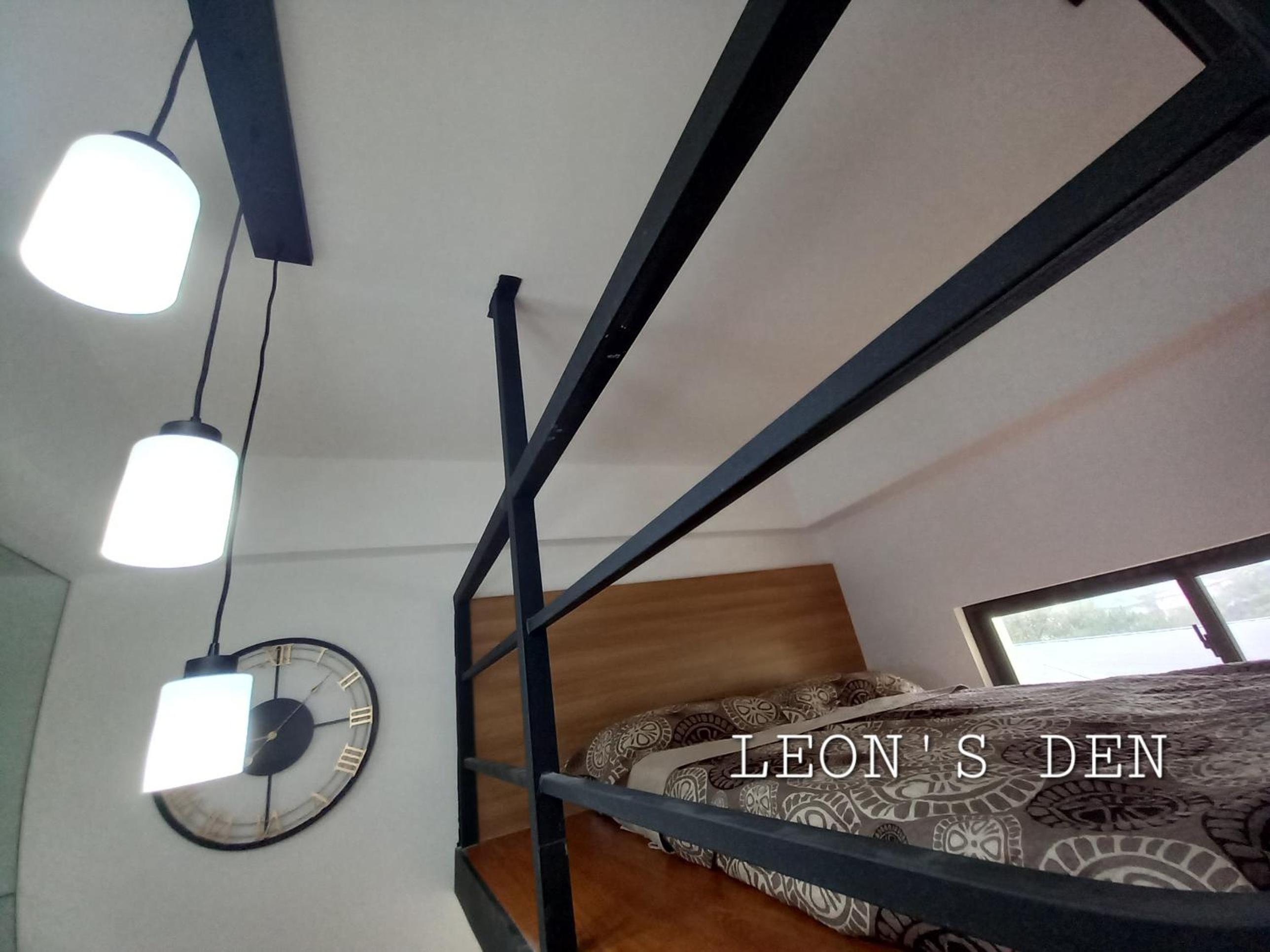 Studio with Balcony photo 1