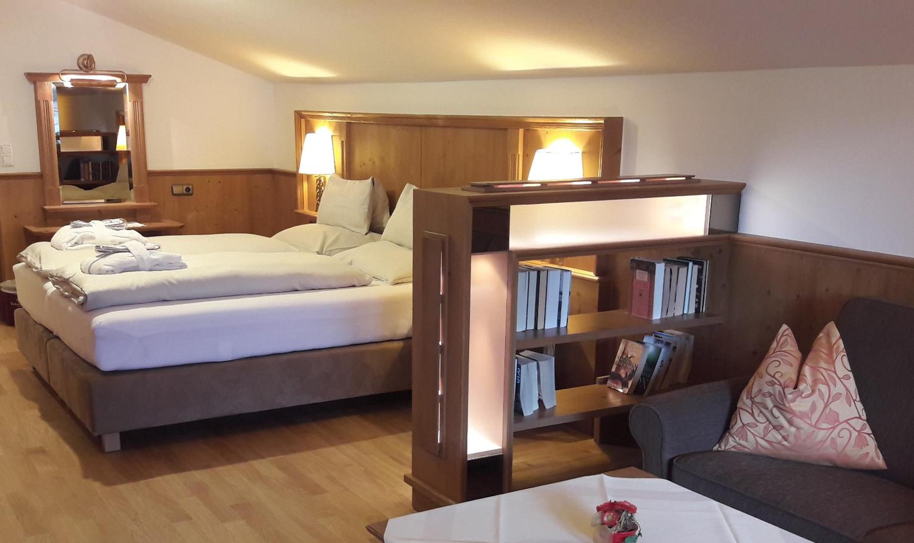 Premium Double Room - Photo 6
