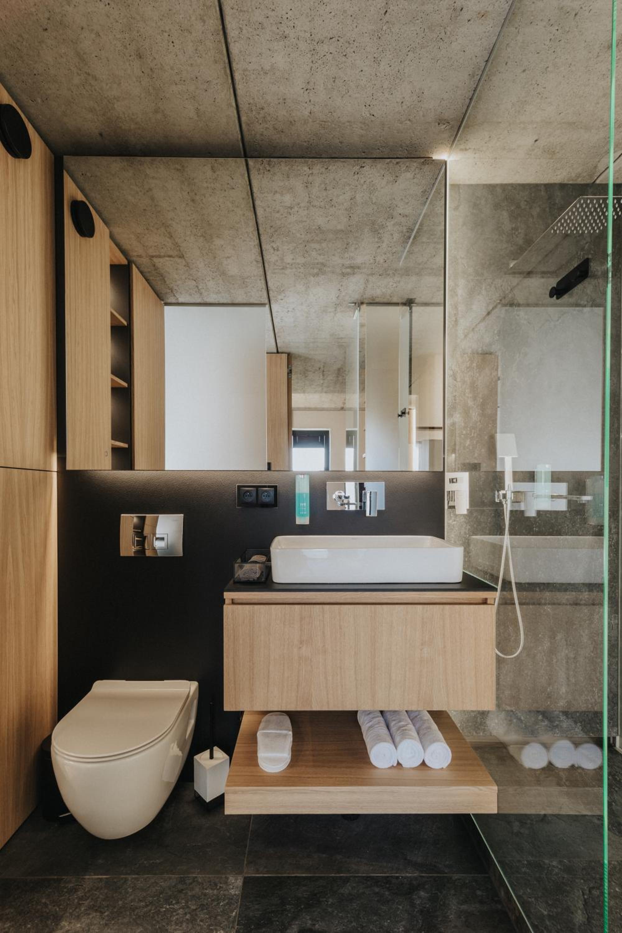 Penthouse Apartment - Photo 13