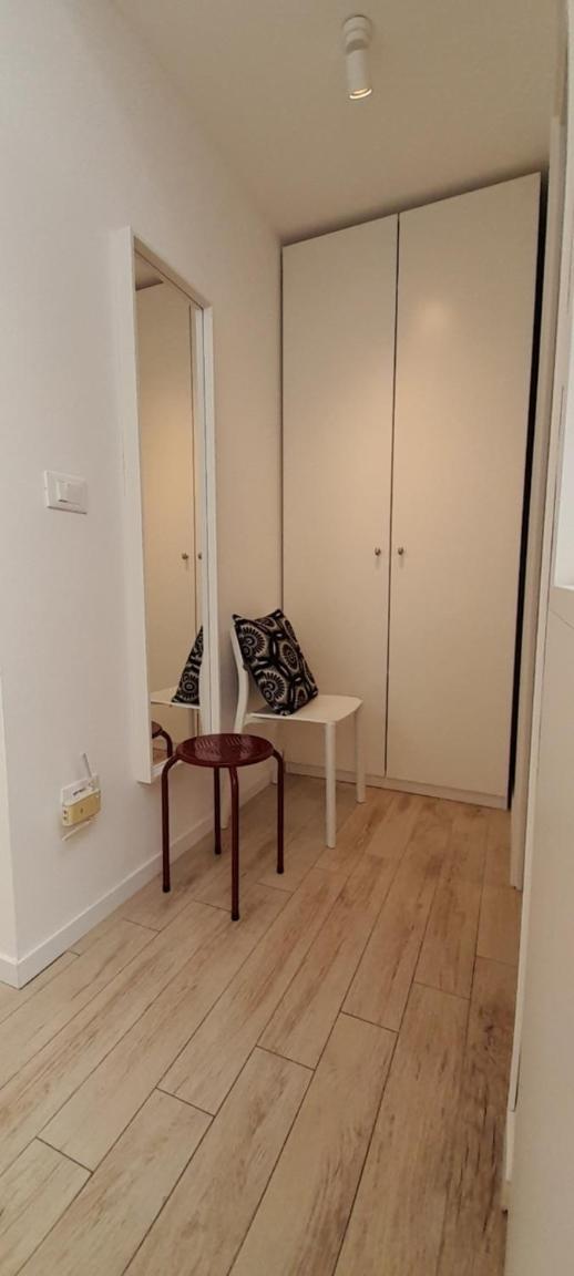 One-Bedroom Apartment - Photo 13