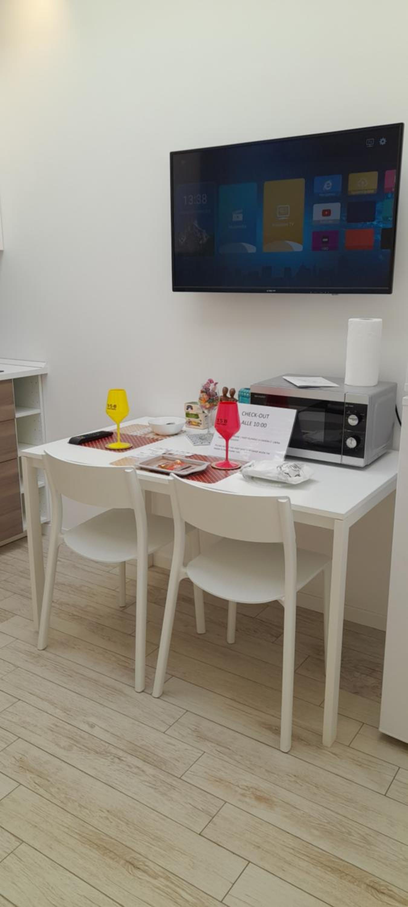 One-Bedroom Apartment - Photo 33