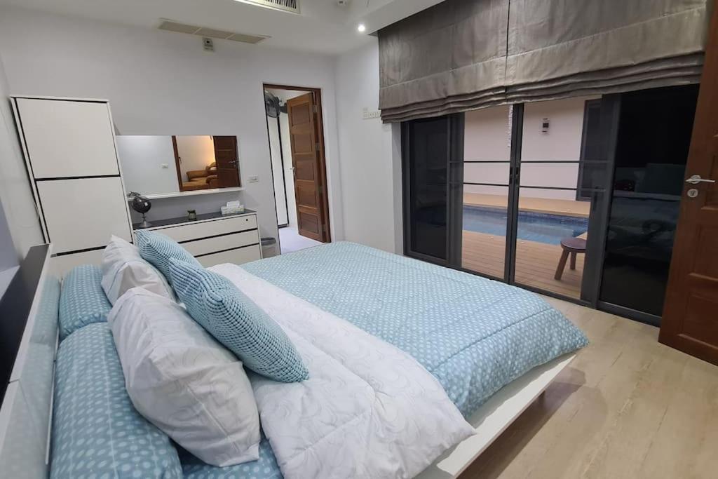 Two-Bedroom Villa - Photo 19
