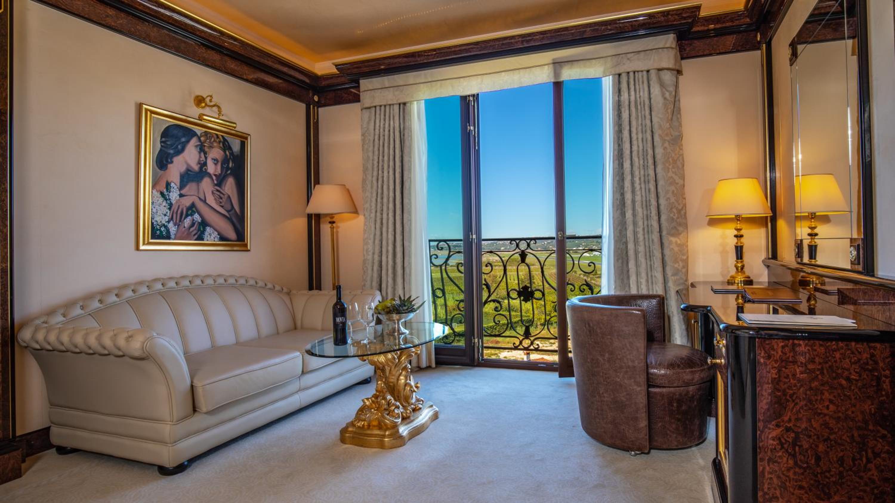 Junior Suite with Sea View - Photo 7