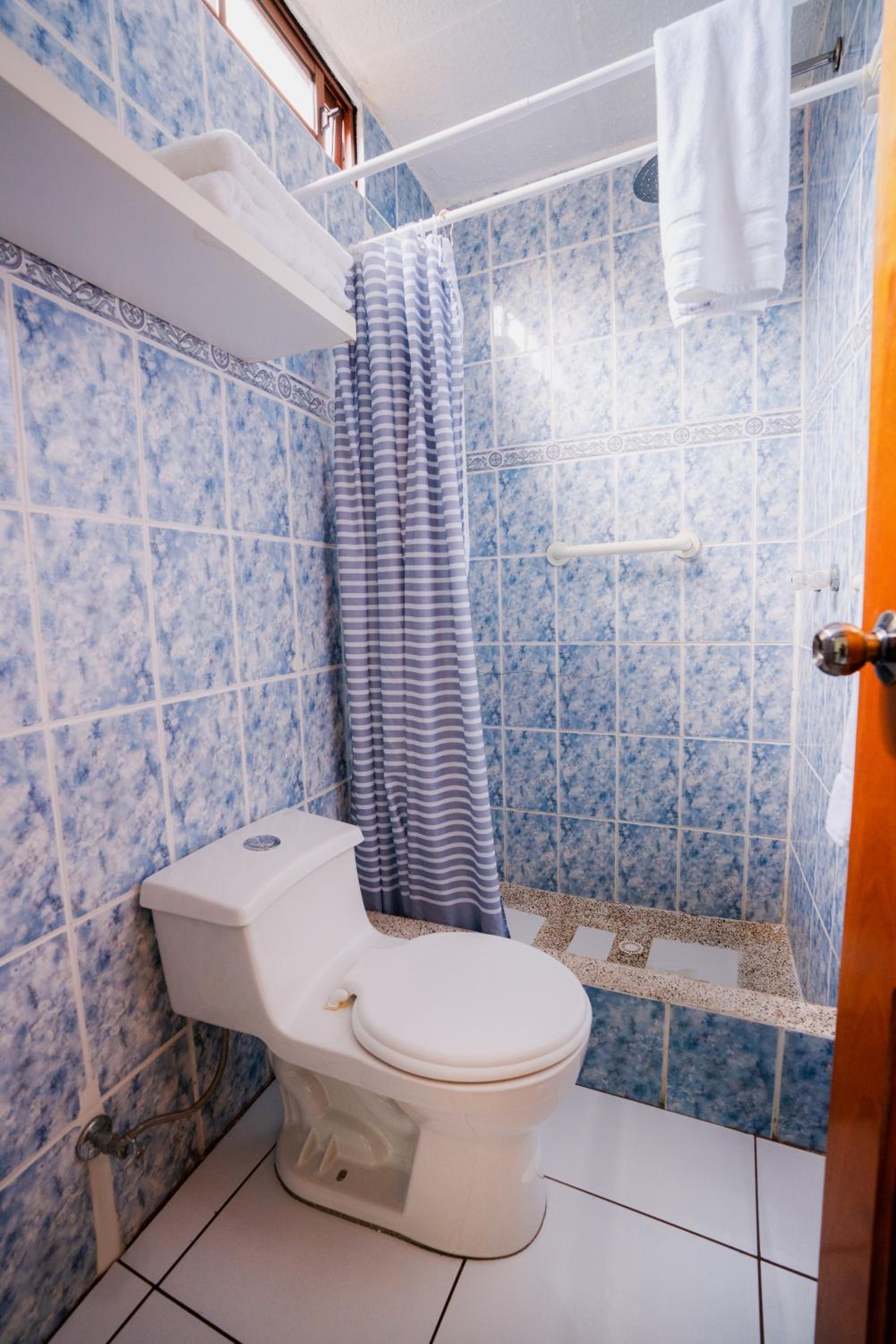Standard Double or Twin Room photo 2