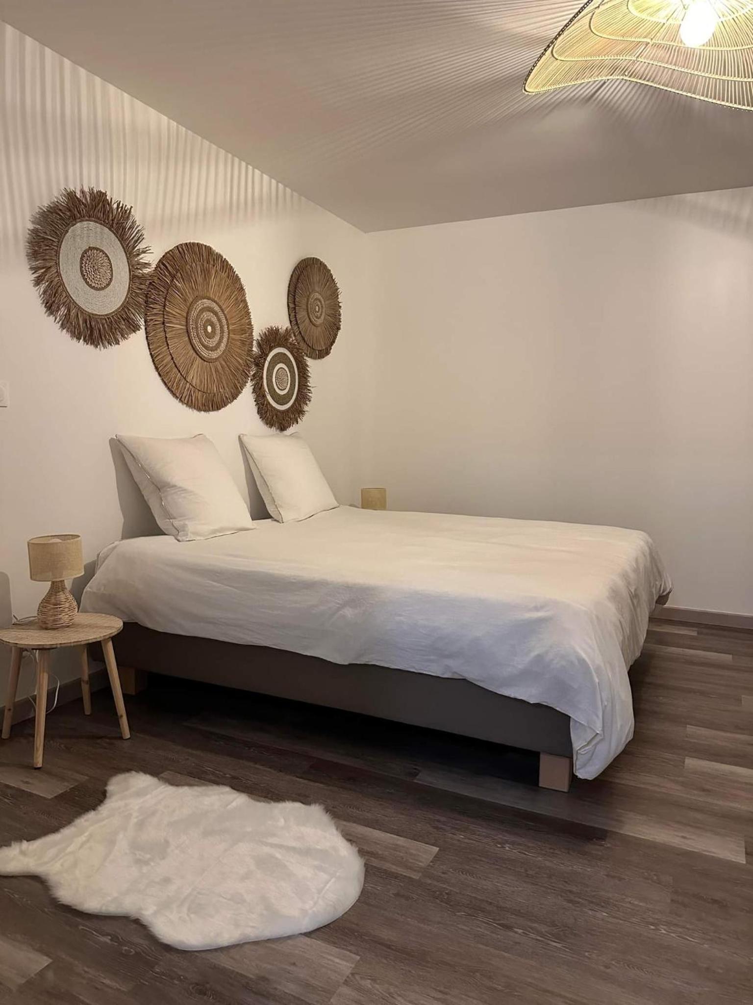 Double or Twin Room with Spa Access - Photo 12