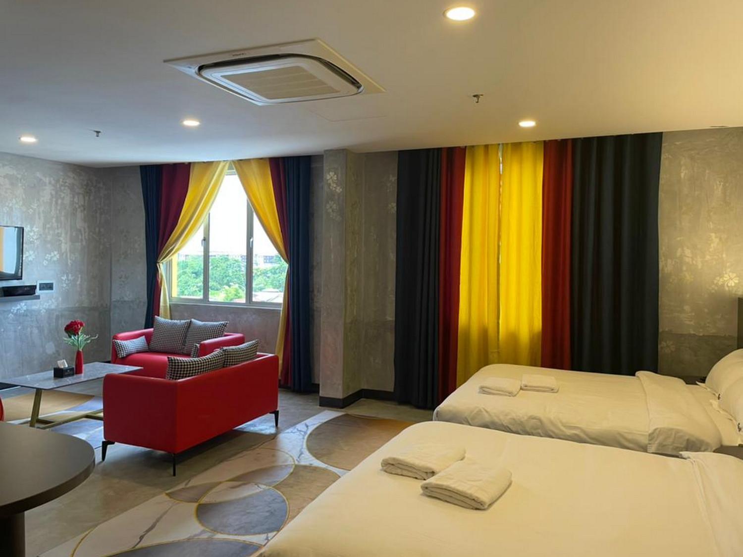 Executive Suite photo 3