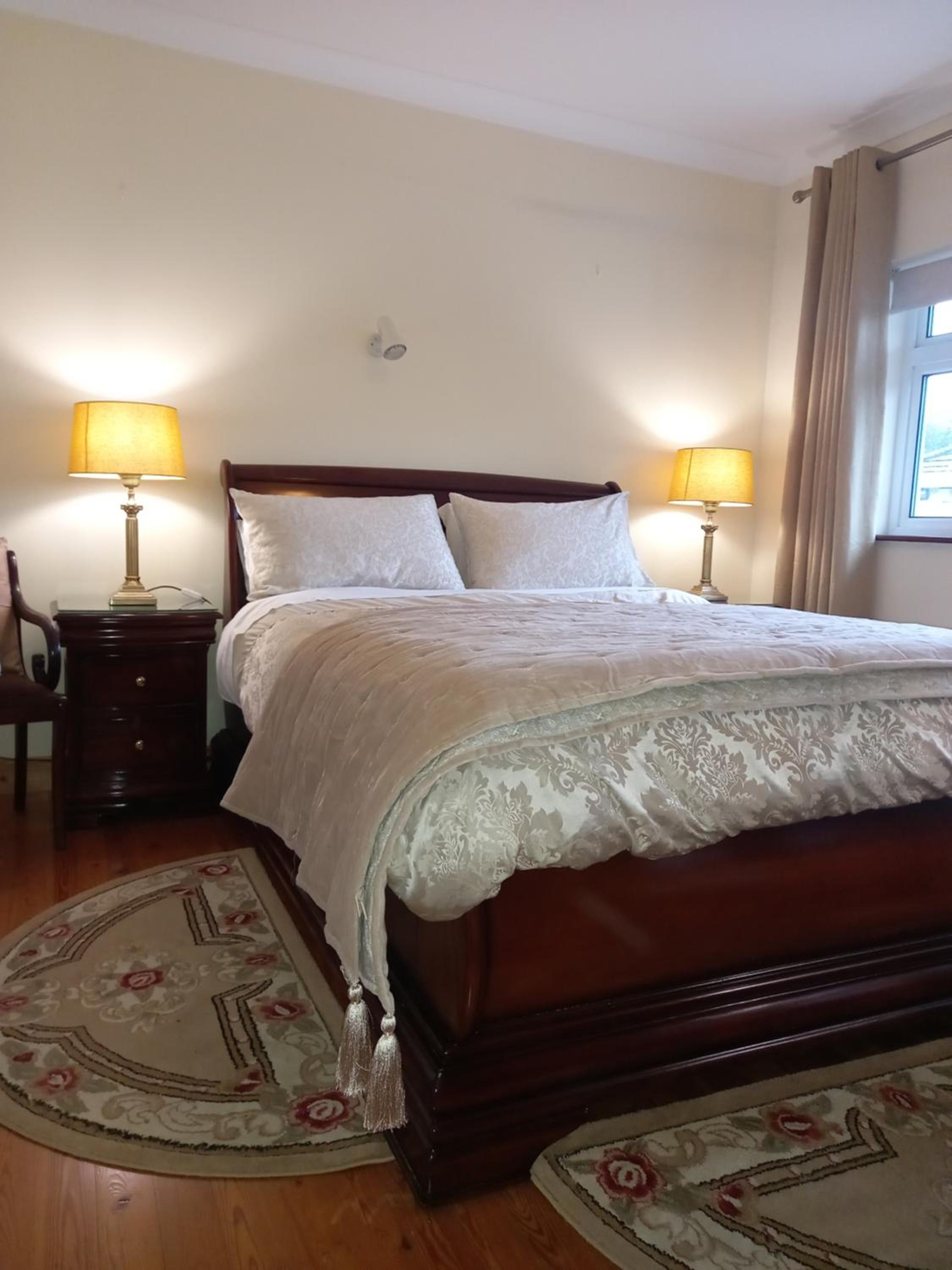 Superior King Room - Photo 4