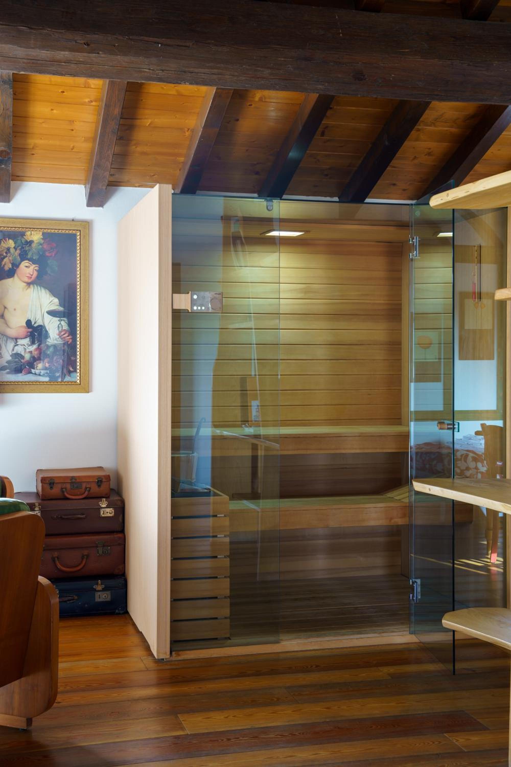 Suite with Sauna and Mountain View - Photo 6