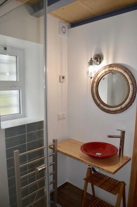 Two-Bedroom House photo 2