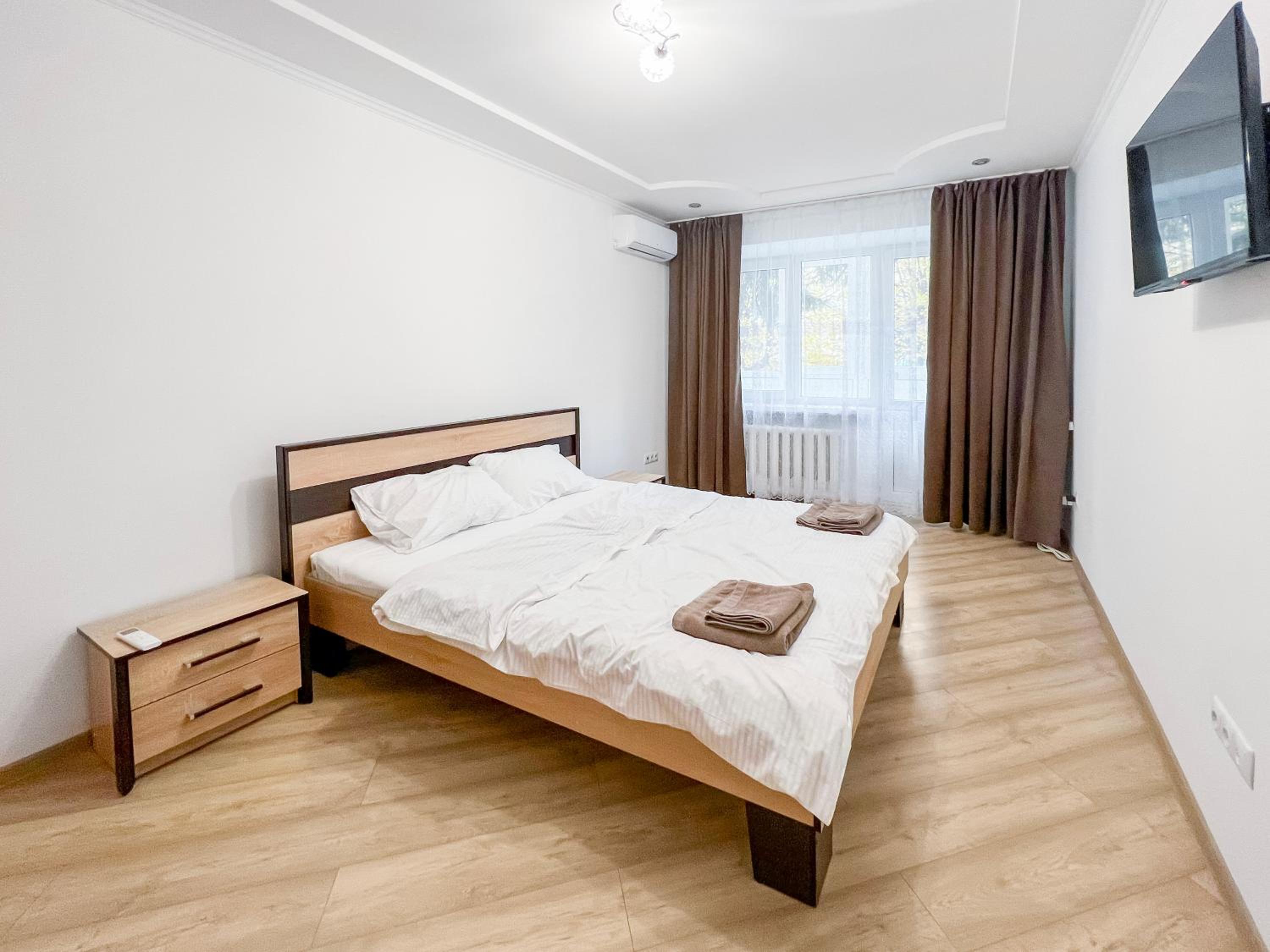 One-Bedroom Apartment photo 1