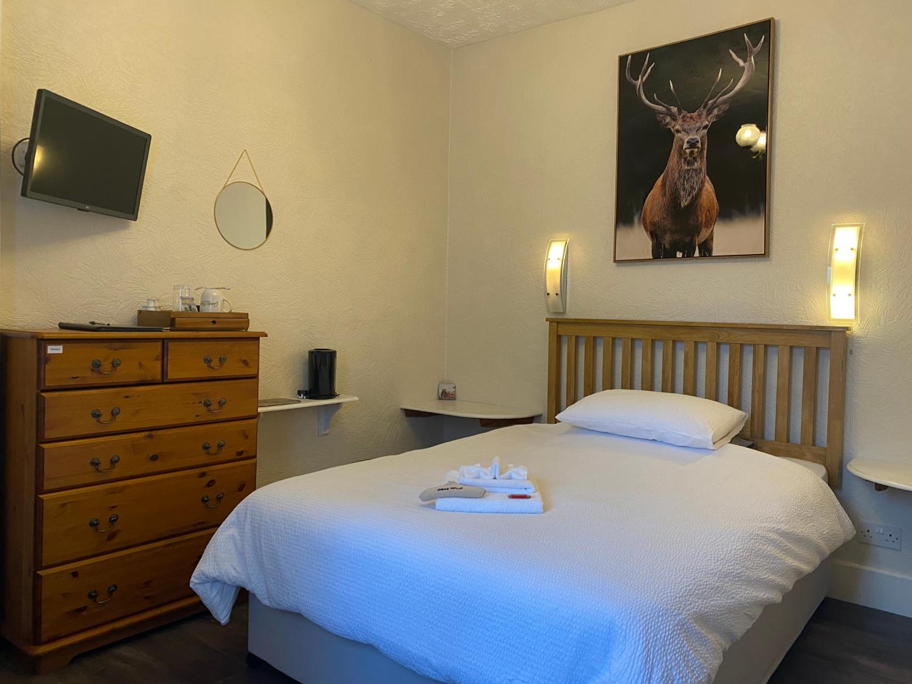 Single Room with Private Bathroom photo 1