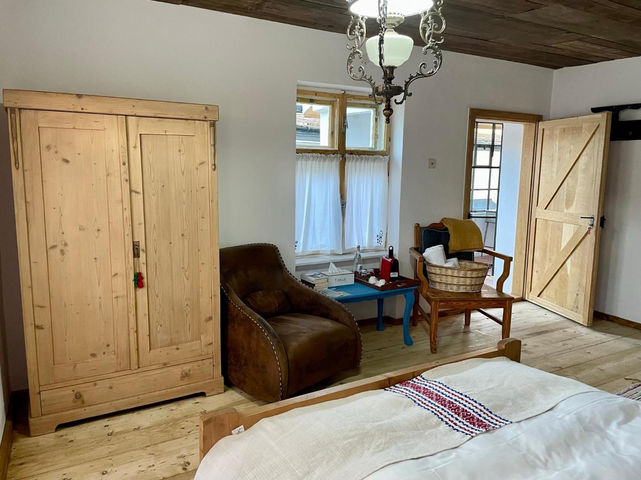 Double Room - Photo 2