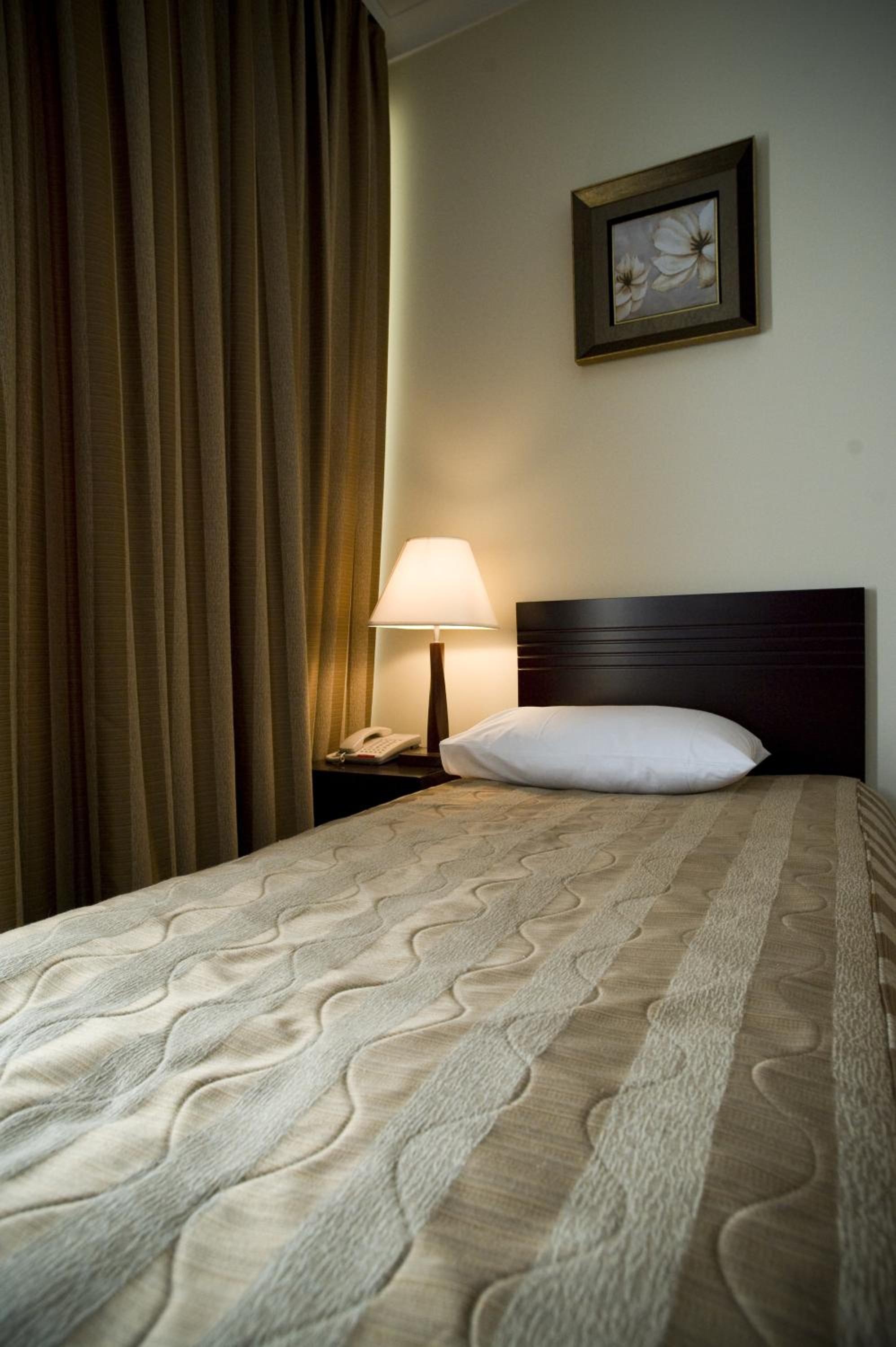Bed & Sleeping Area