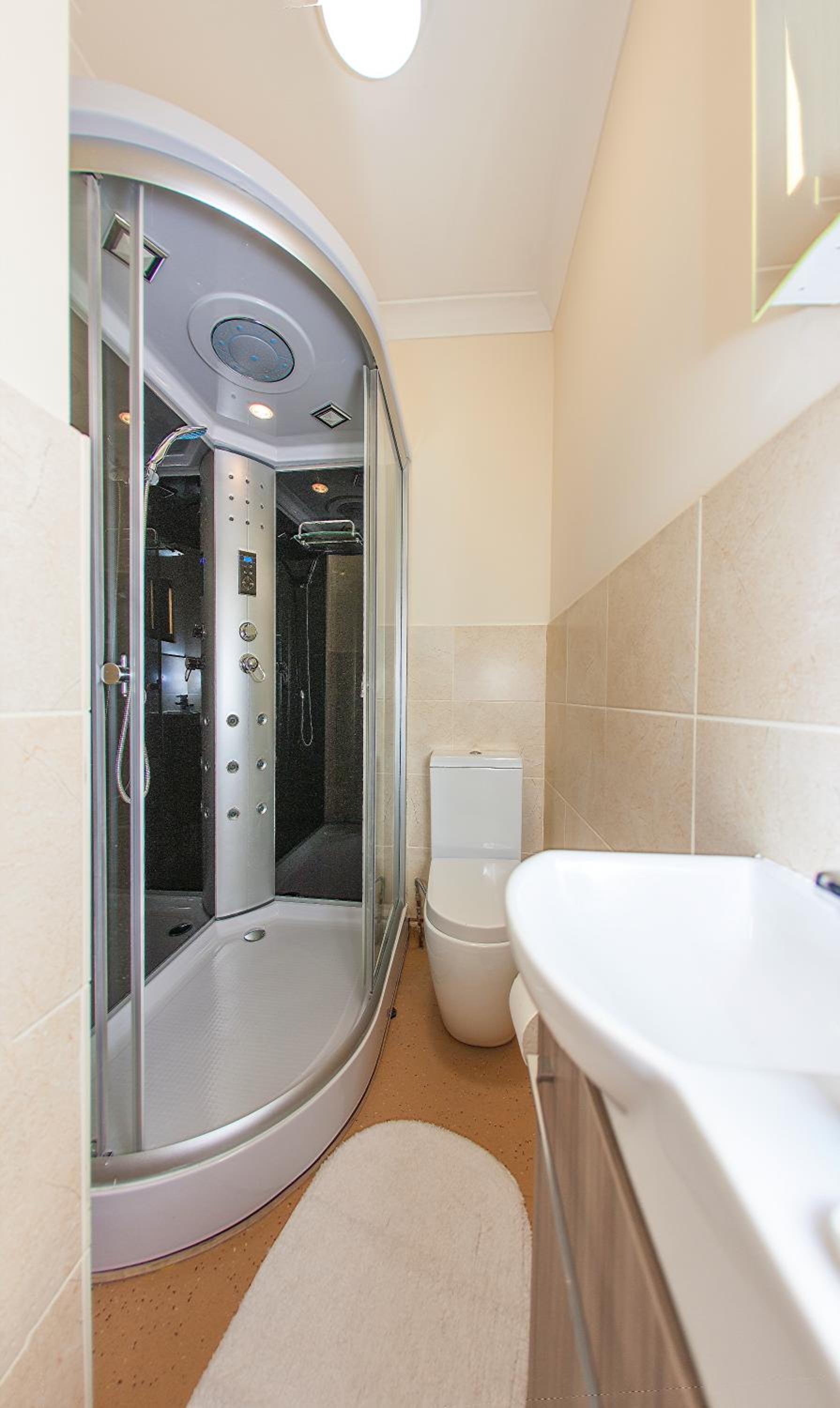 Standard Double/Twin Room photo 3