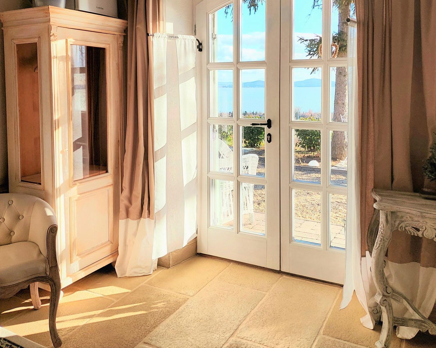 Double Room with Lake View photo 2
