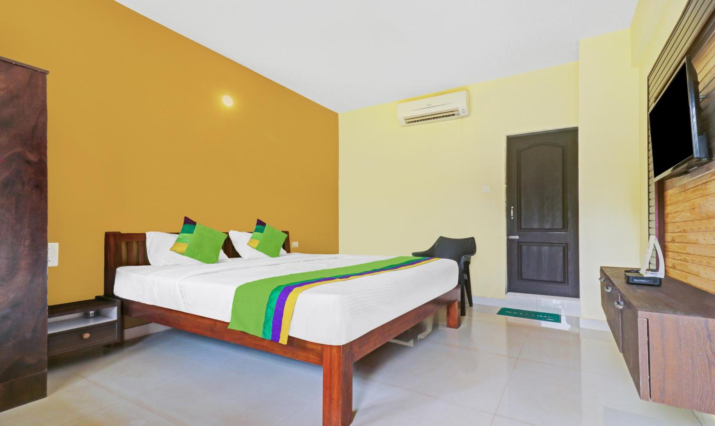 Standard Double Room - Photo 5