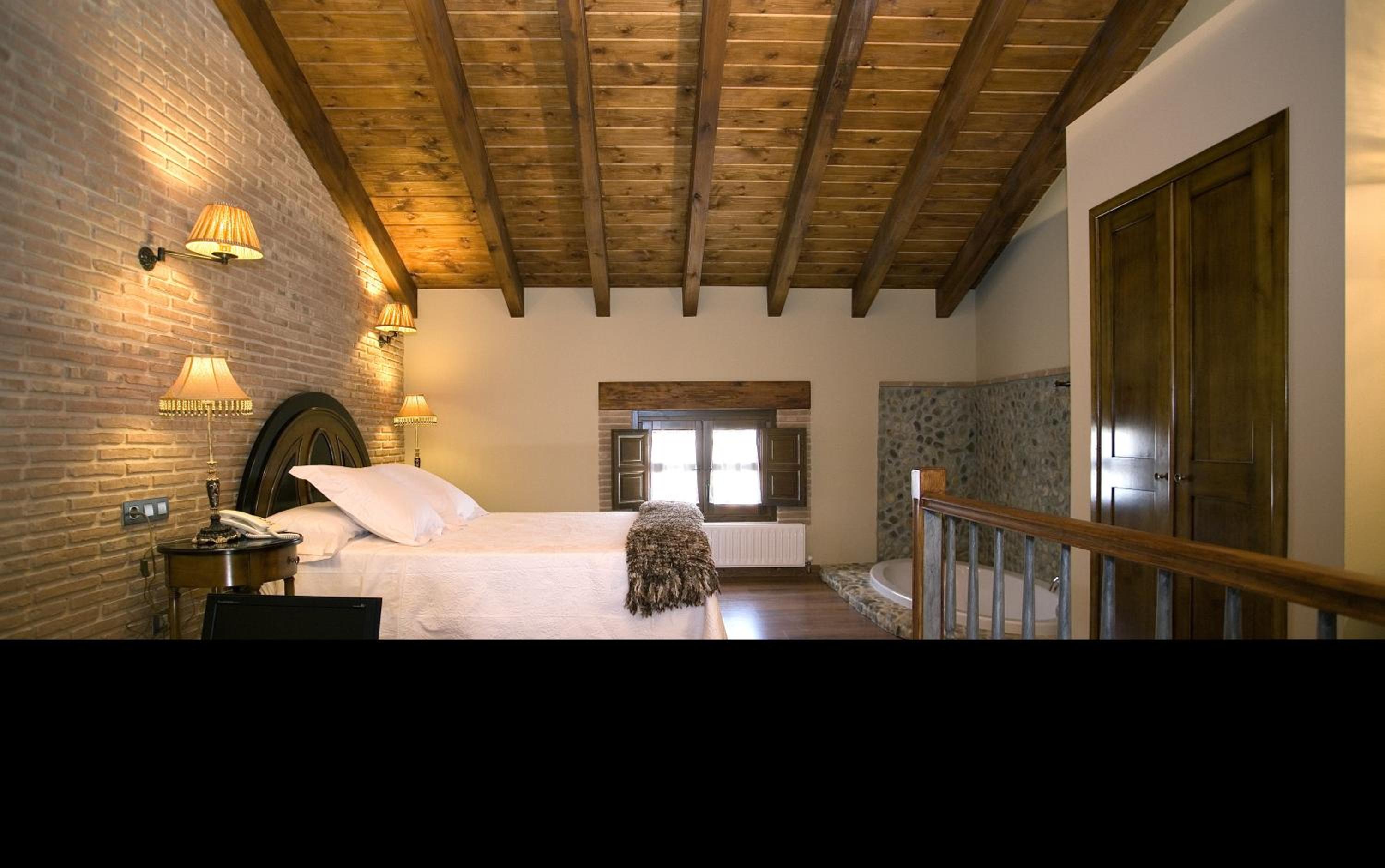 Suite - Photo 4