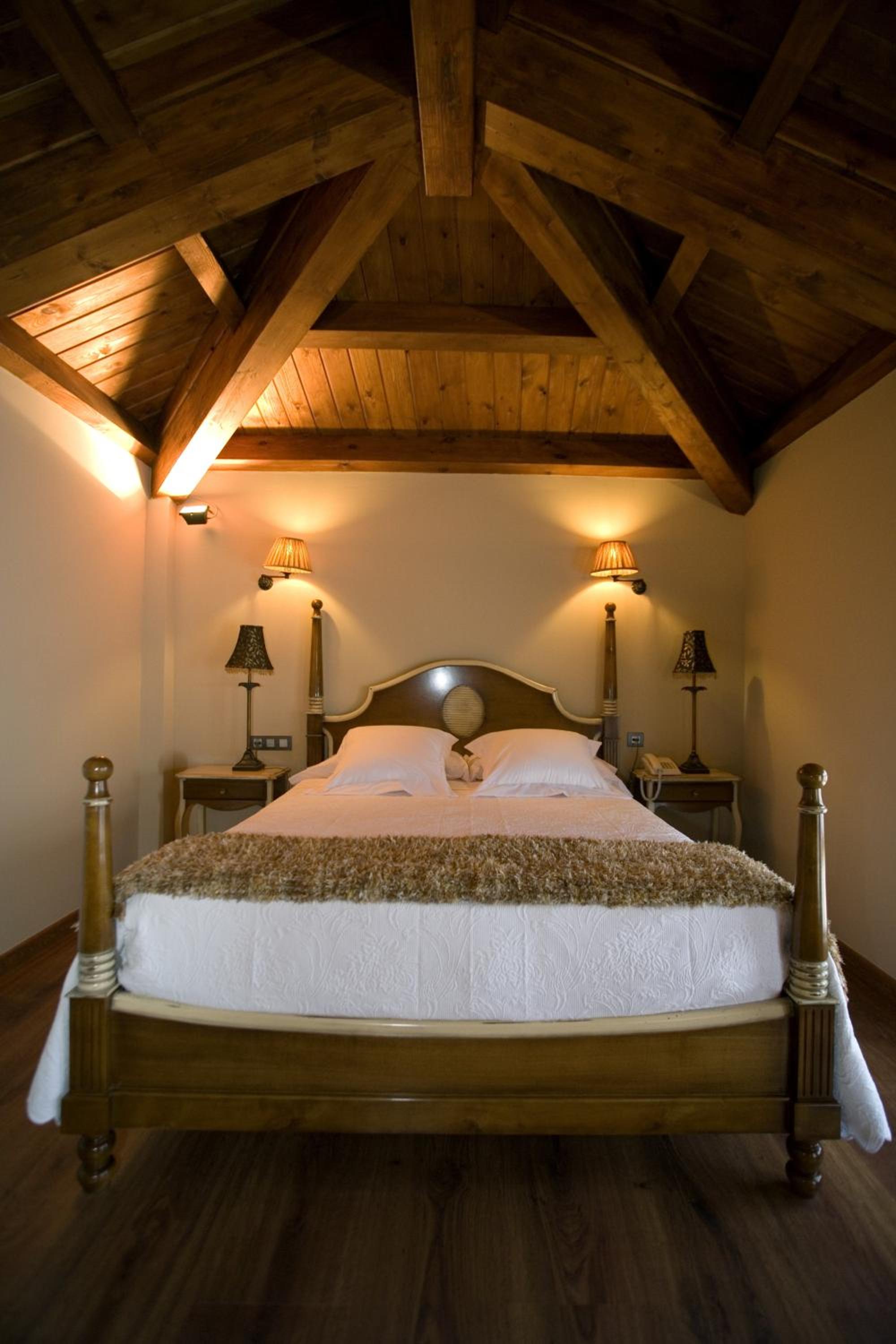Superior Double or Twin Room - Photo 4
