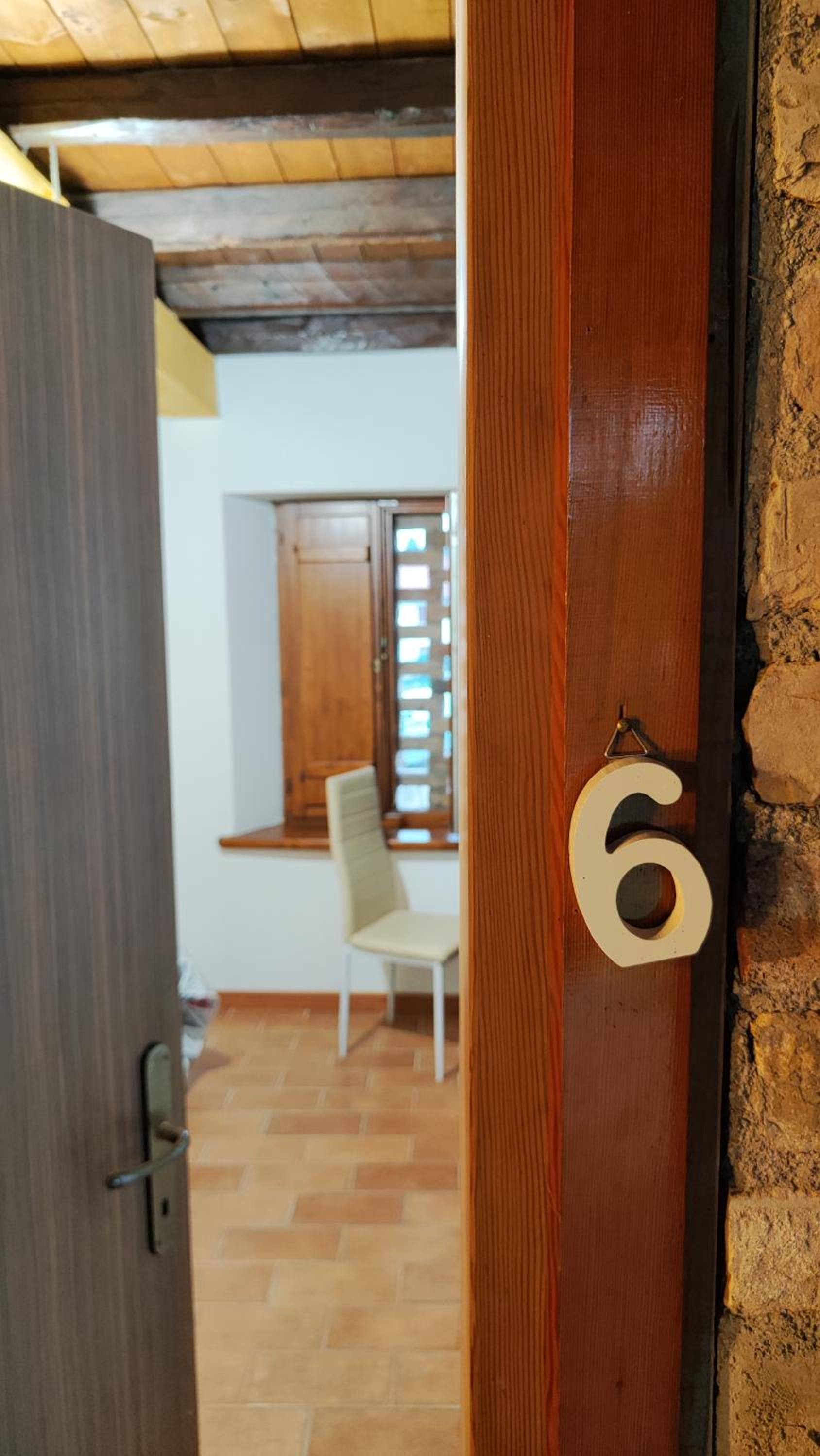 Twin Room with Private Bathroom photo 1