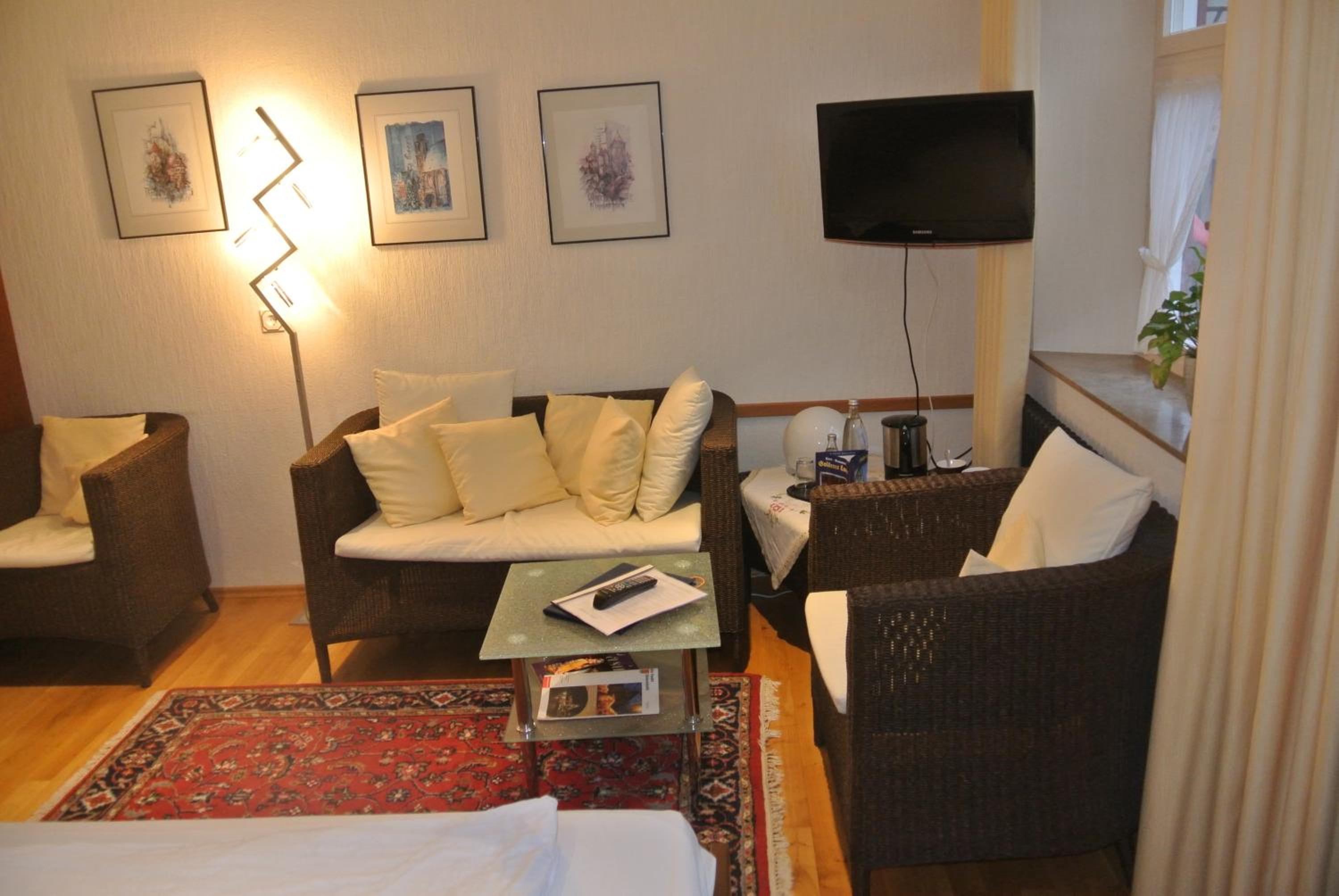 Quadruple Room - Photo 3