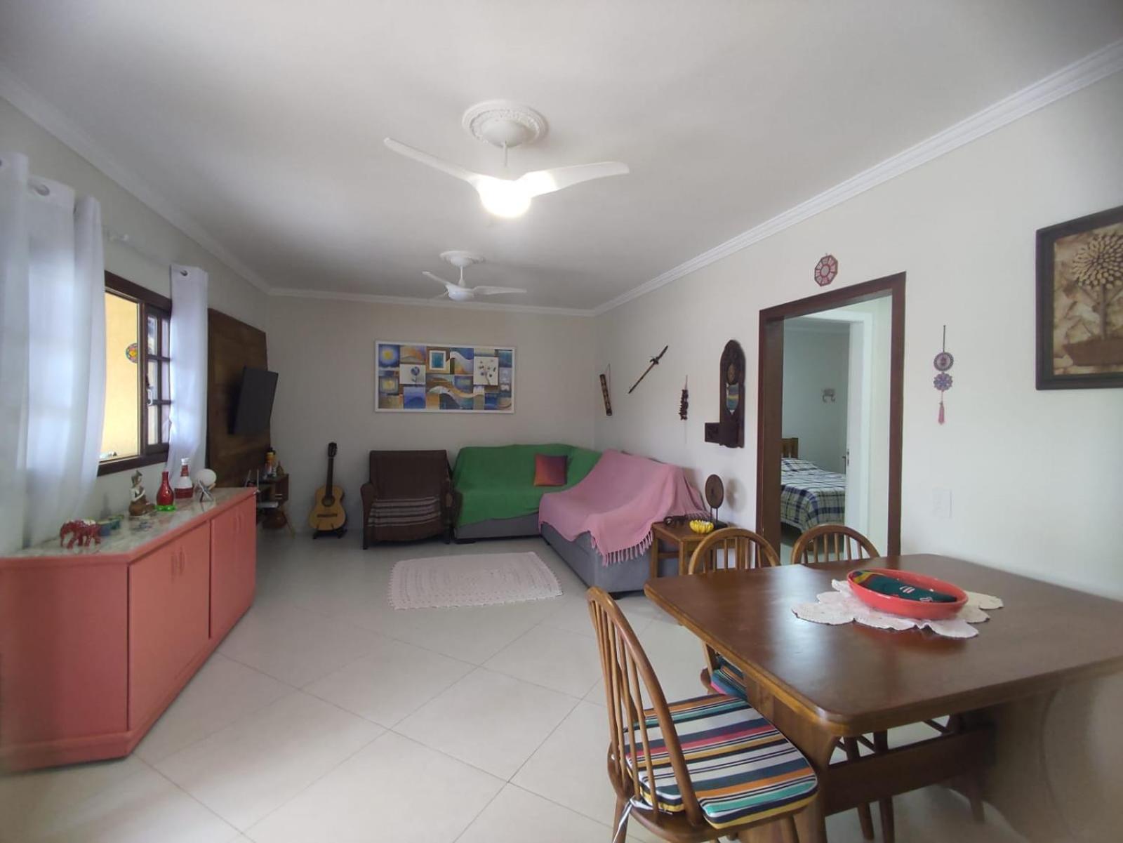 Four-Bedroom House photo 3