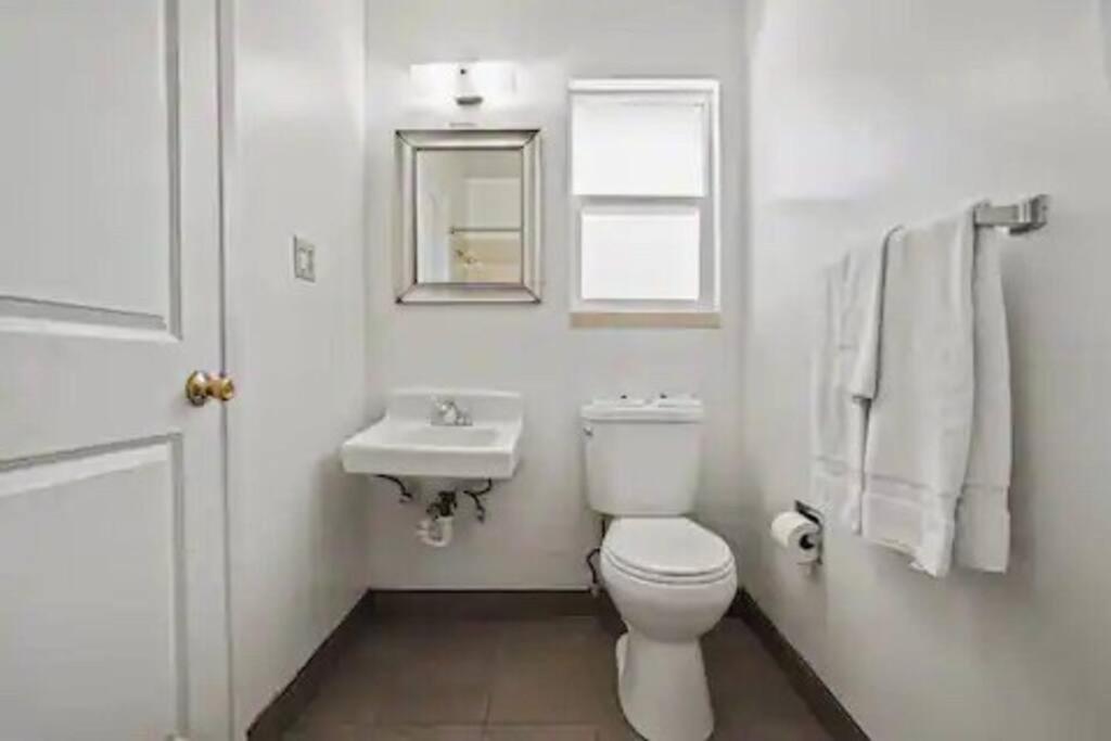 Deluxe Double Studio - Photo 10
