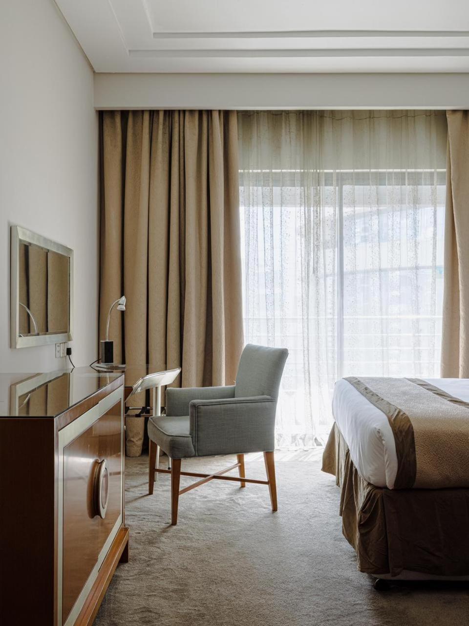 Deluxe Twin Room photo 3