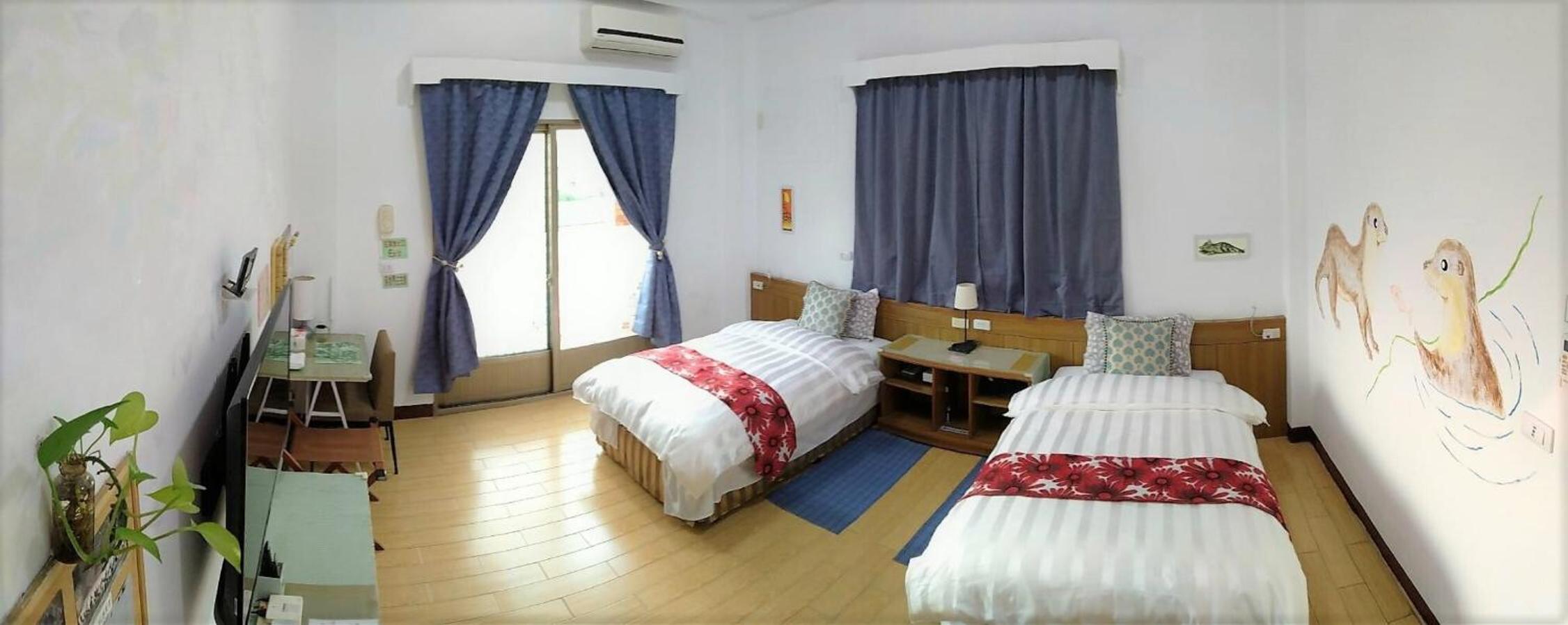 Double Or Twin Room With Private Bathroom photo 3