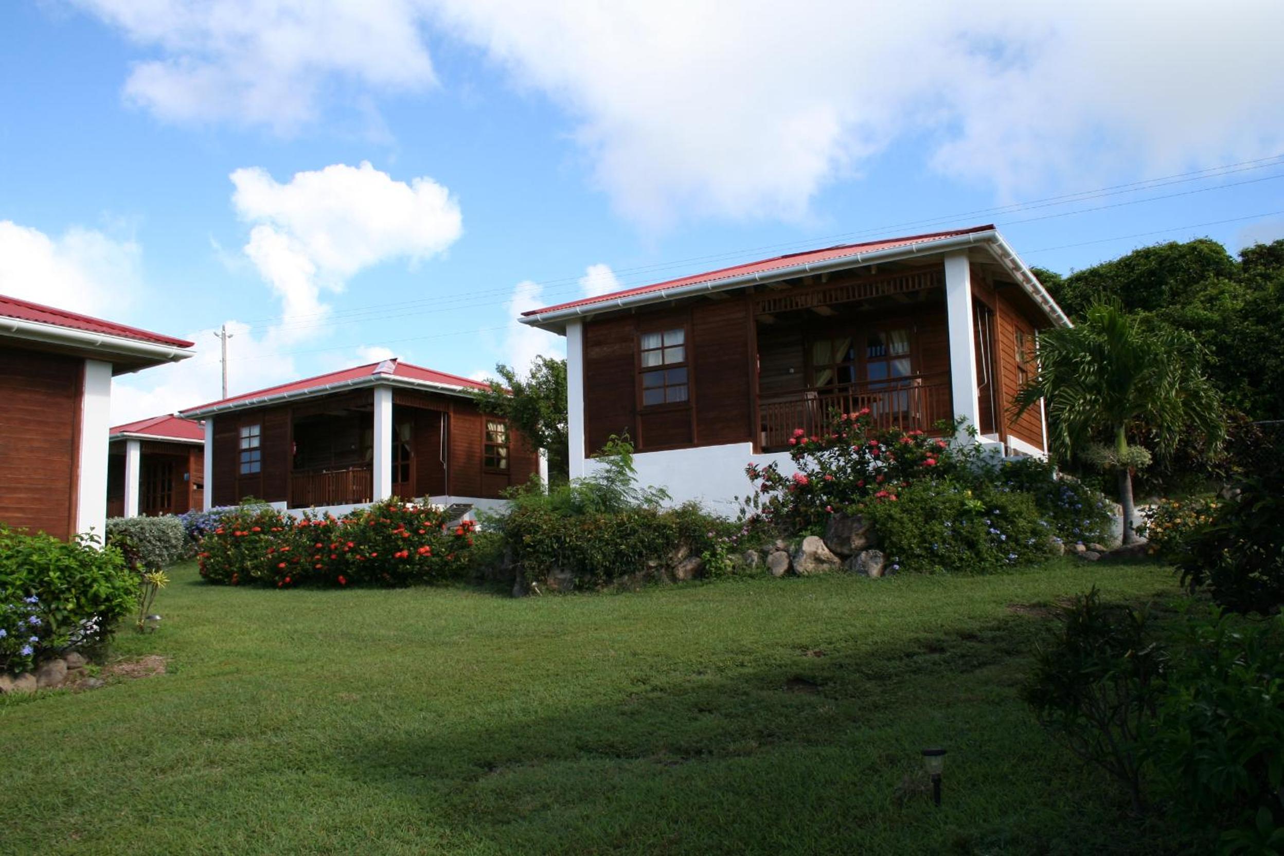 Bungalow (2 single beds) photo 1