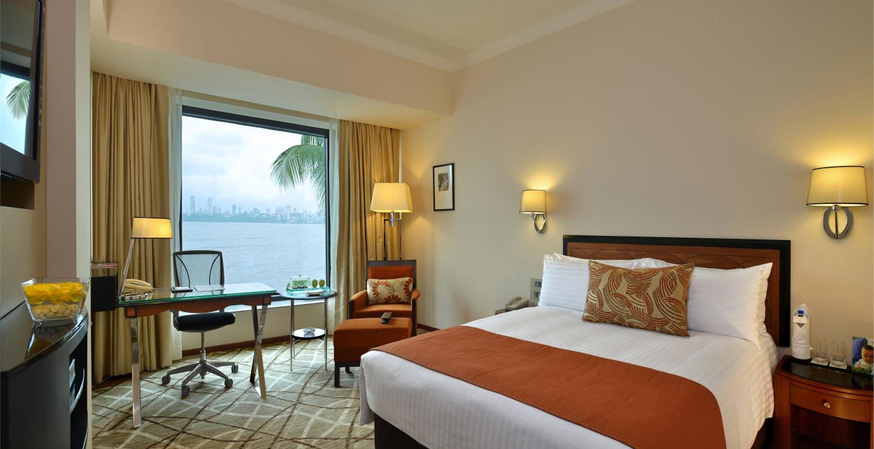 Sea Facing room – 1 Double bed - Photo 1