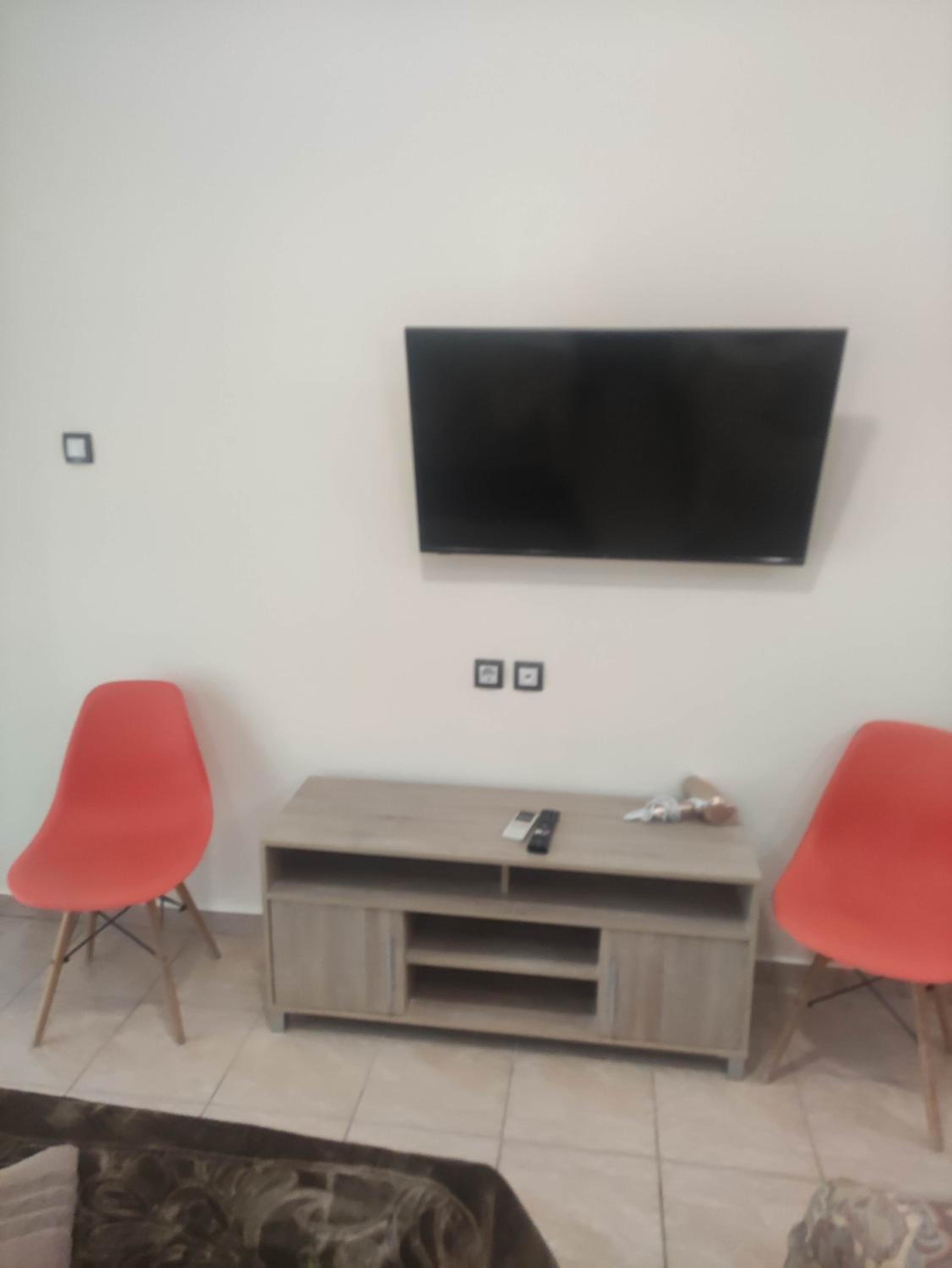 One-Bedroom Apartment - Photo 18