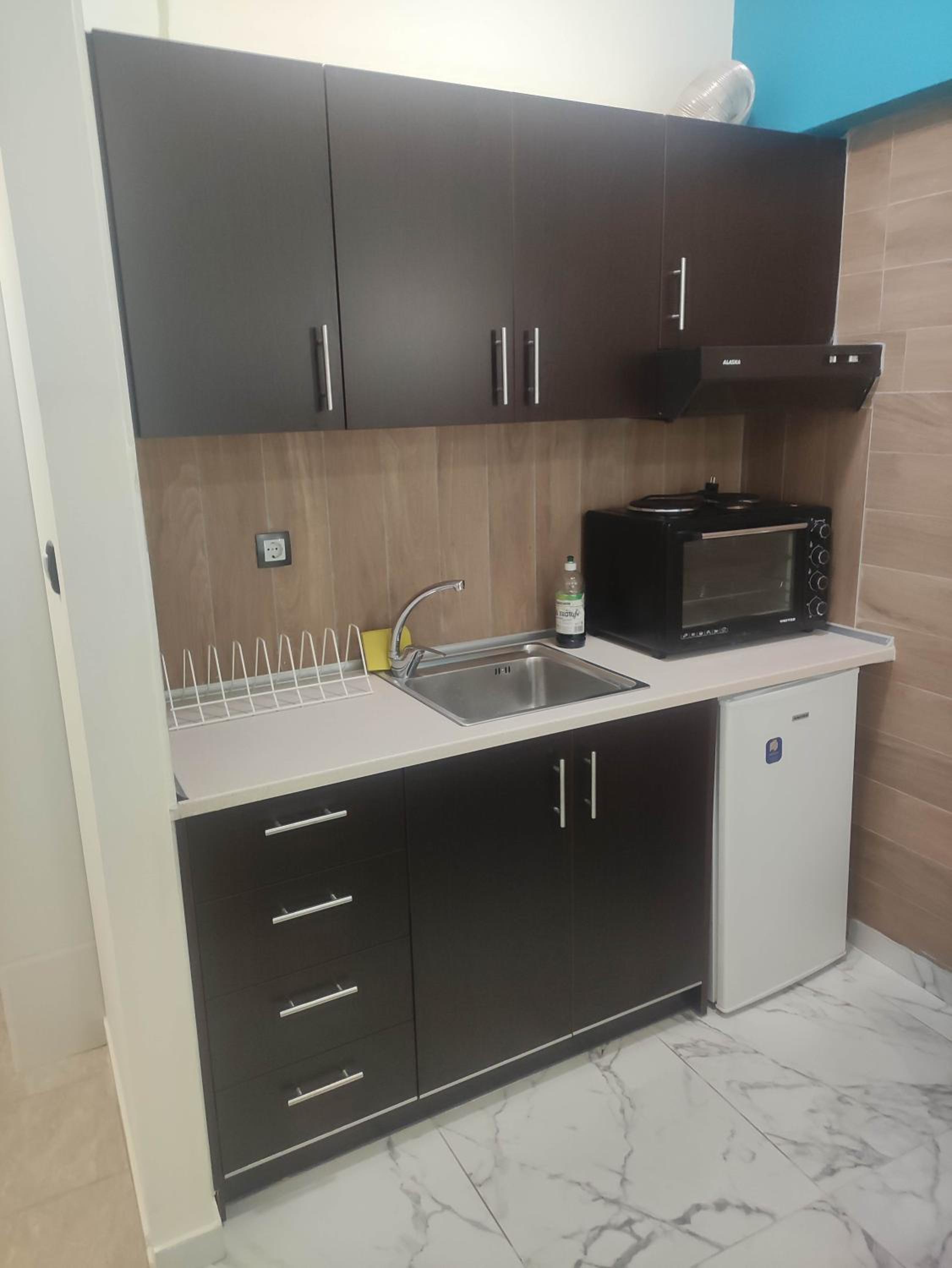 One-Bedroom Apartment - Photo 16