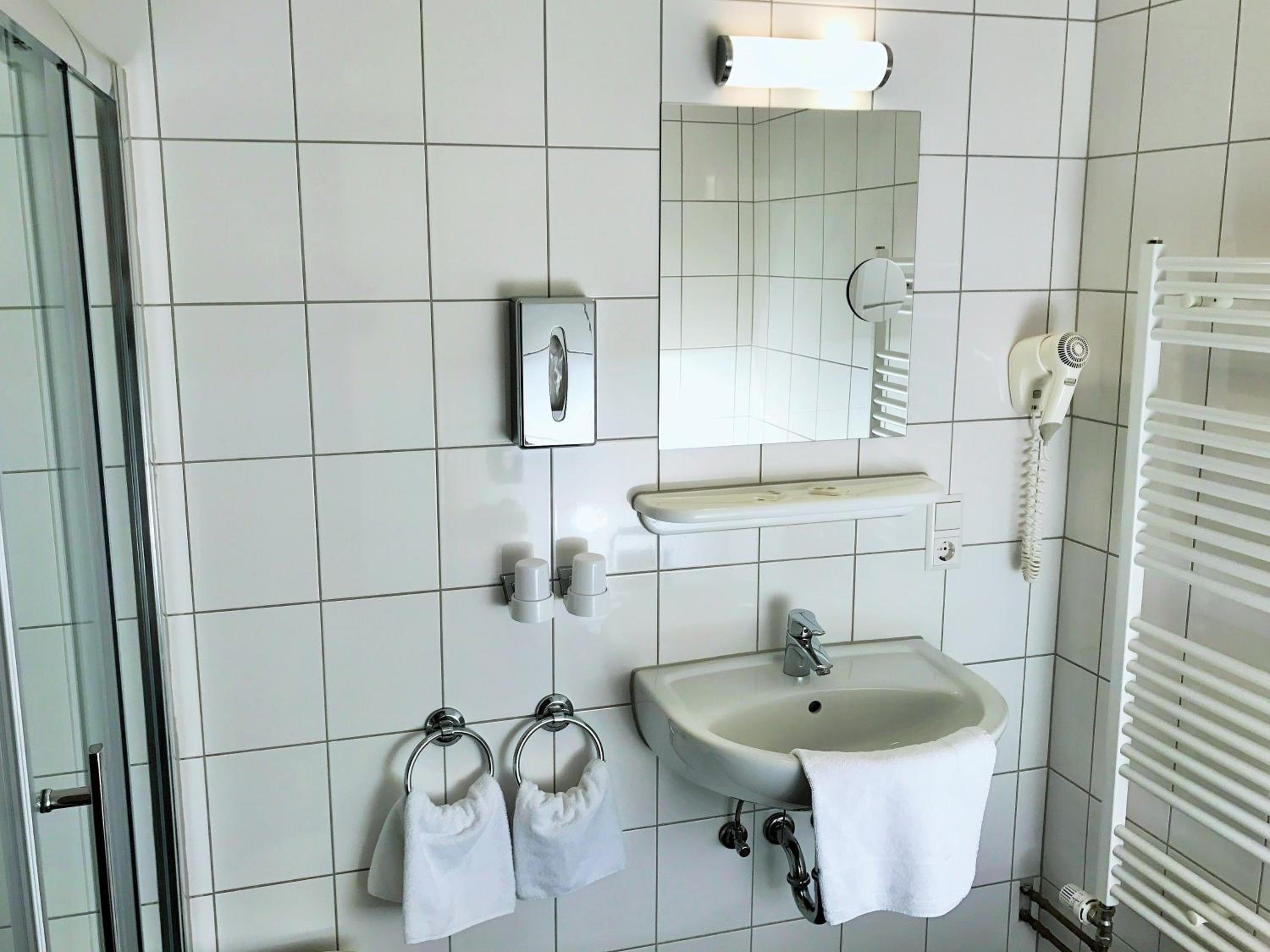 Triple Room - Photo 25