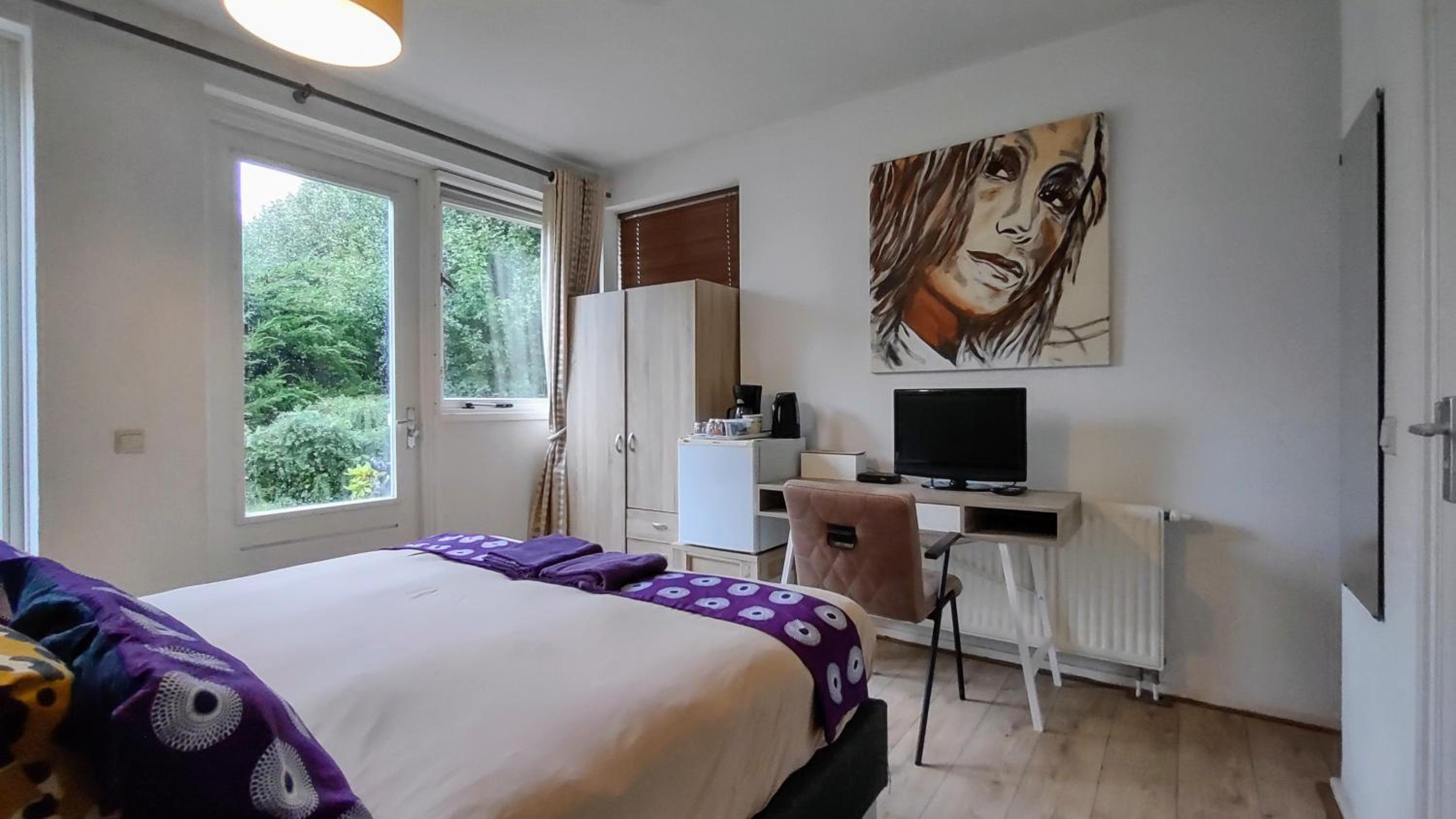 Standard Double Room - Photo 6