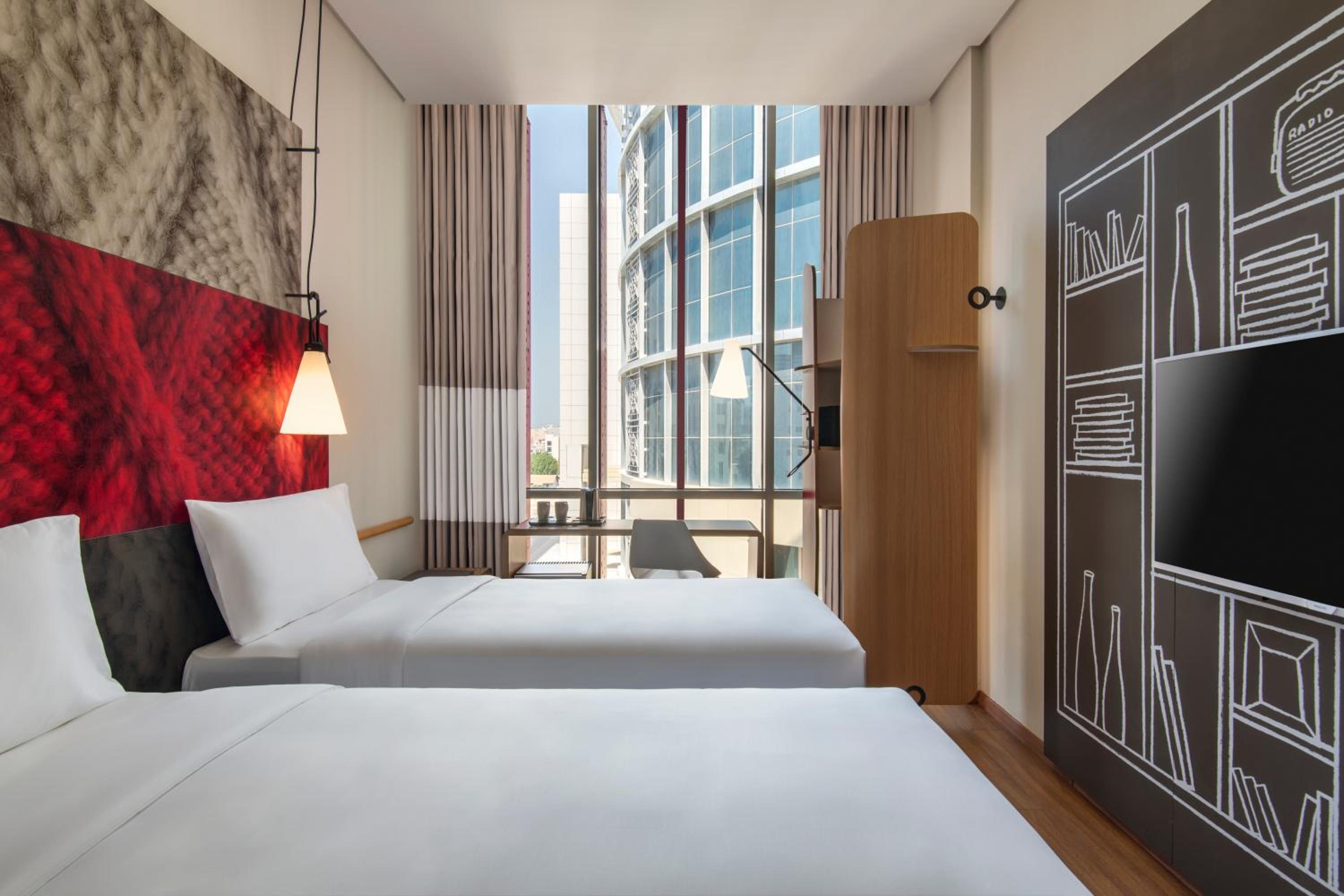 Twin Room - Photo 2