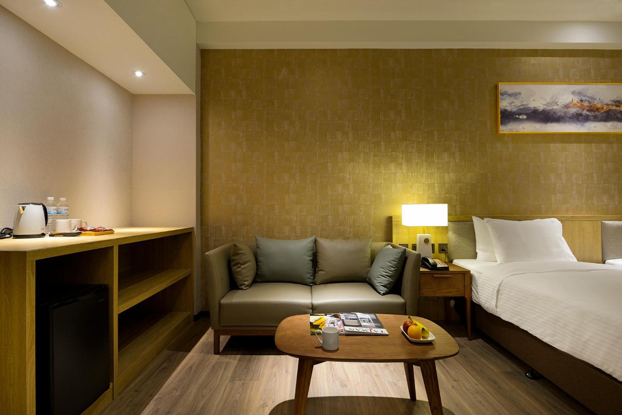 Standard Twin Room - Photo 5