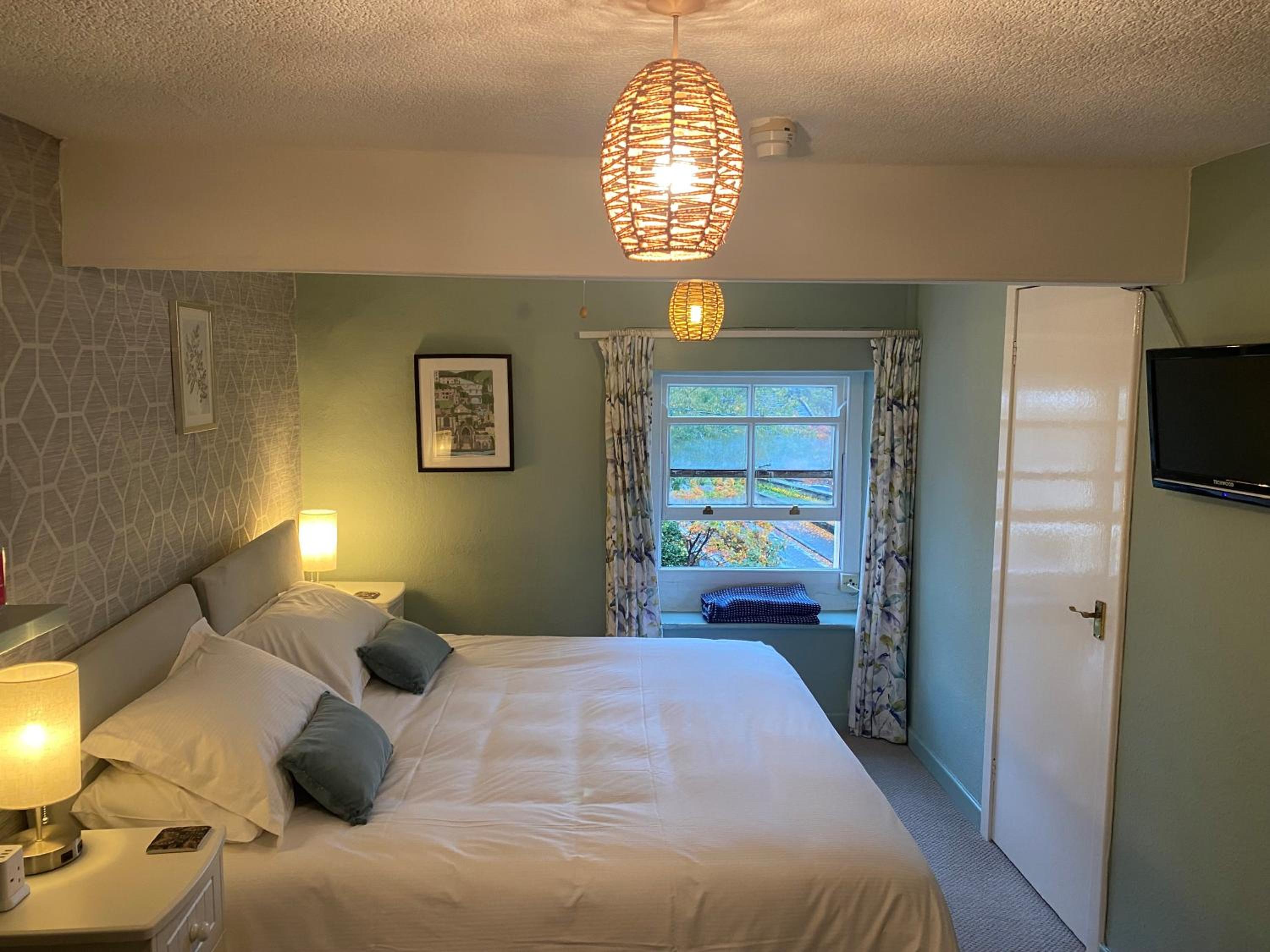 Large Double or Twin Room photo 2