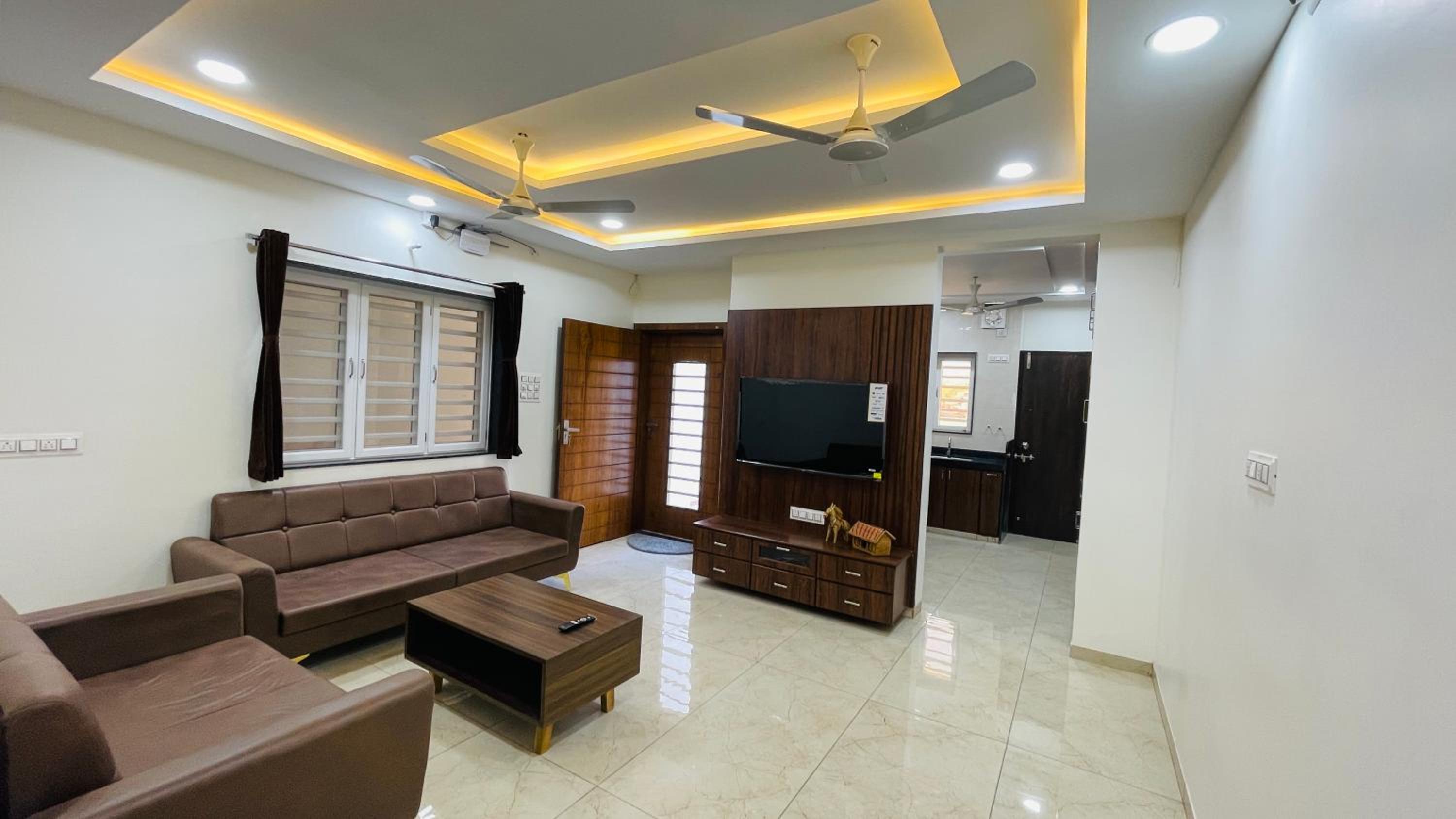 Three-Bedroom Villa photo 1