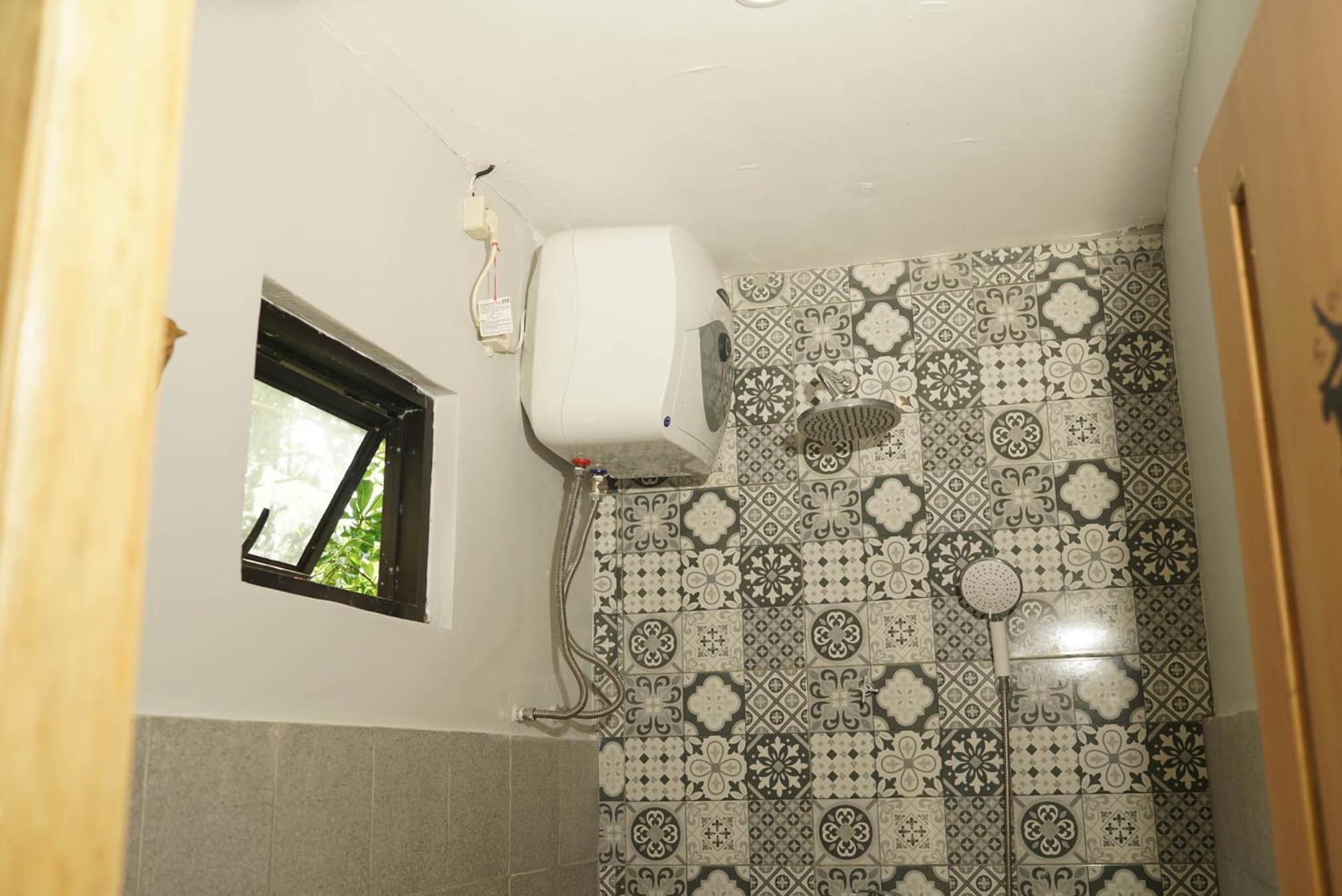 Double Room with Balcony - Photo 2